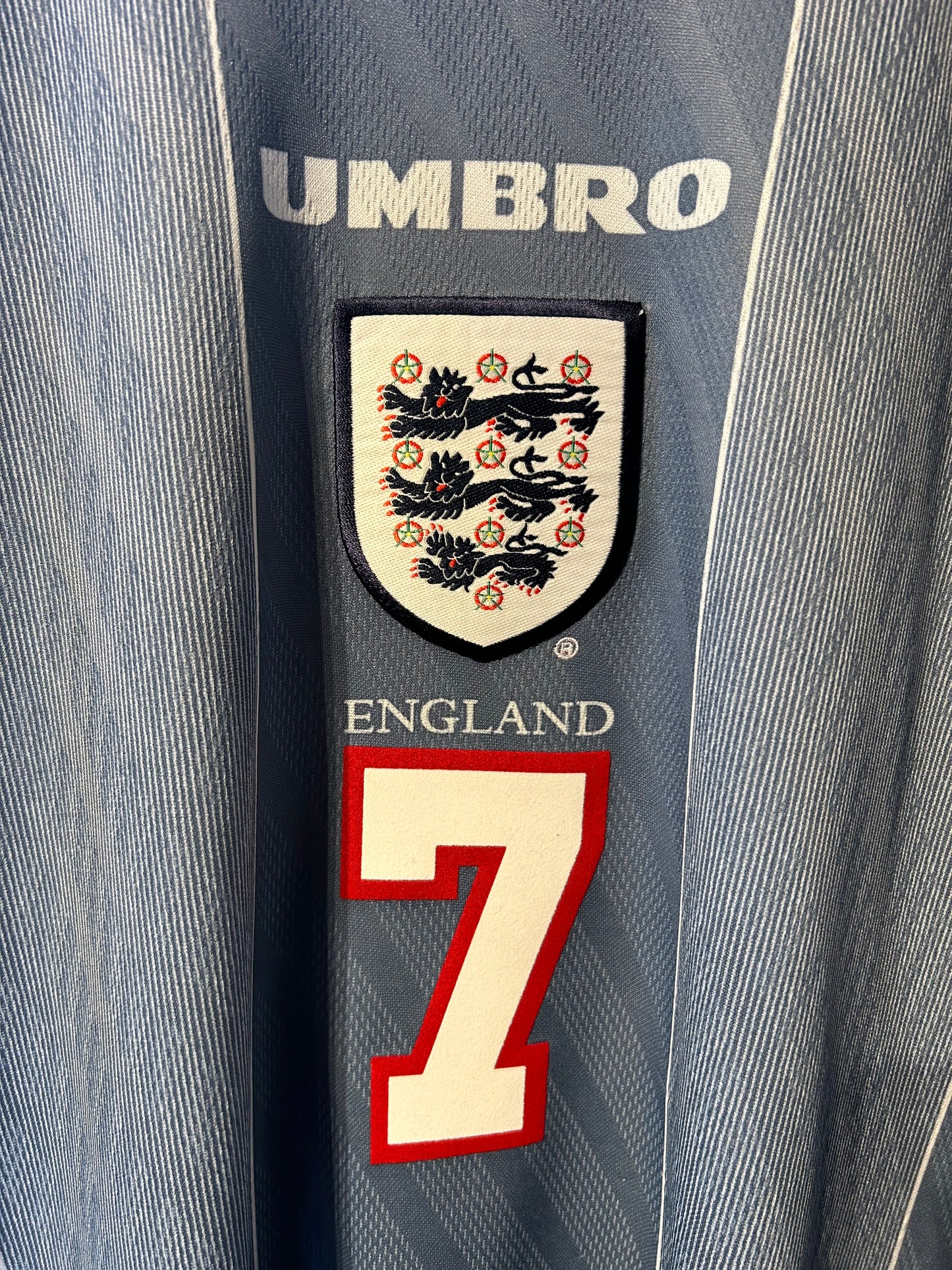 England 1996-97 Away Shirt, #7 David Beckham - L