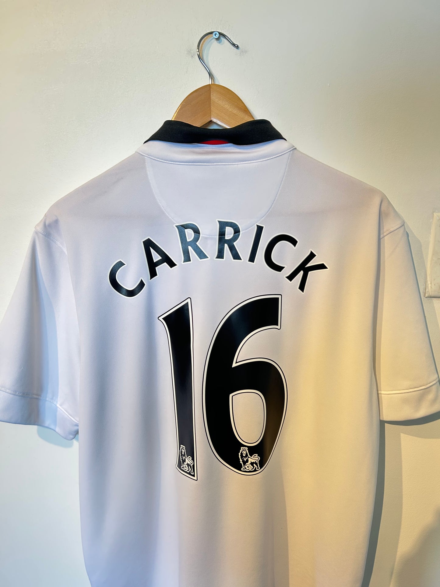 Manchester United 2014-15 Away Shirt - Carrick #16 - L