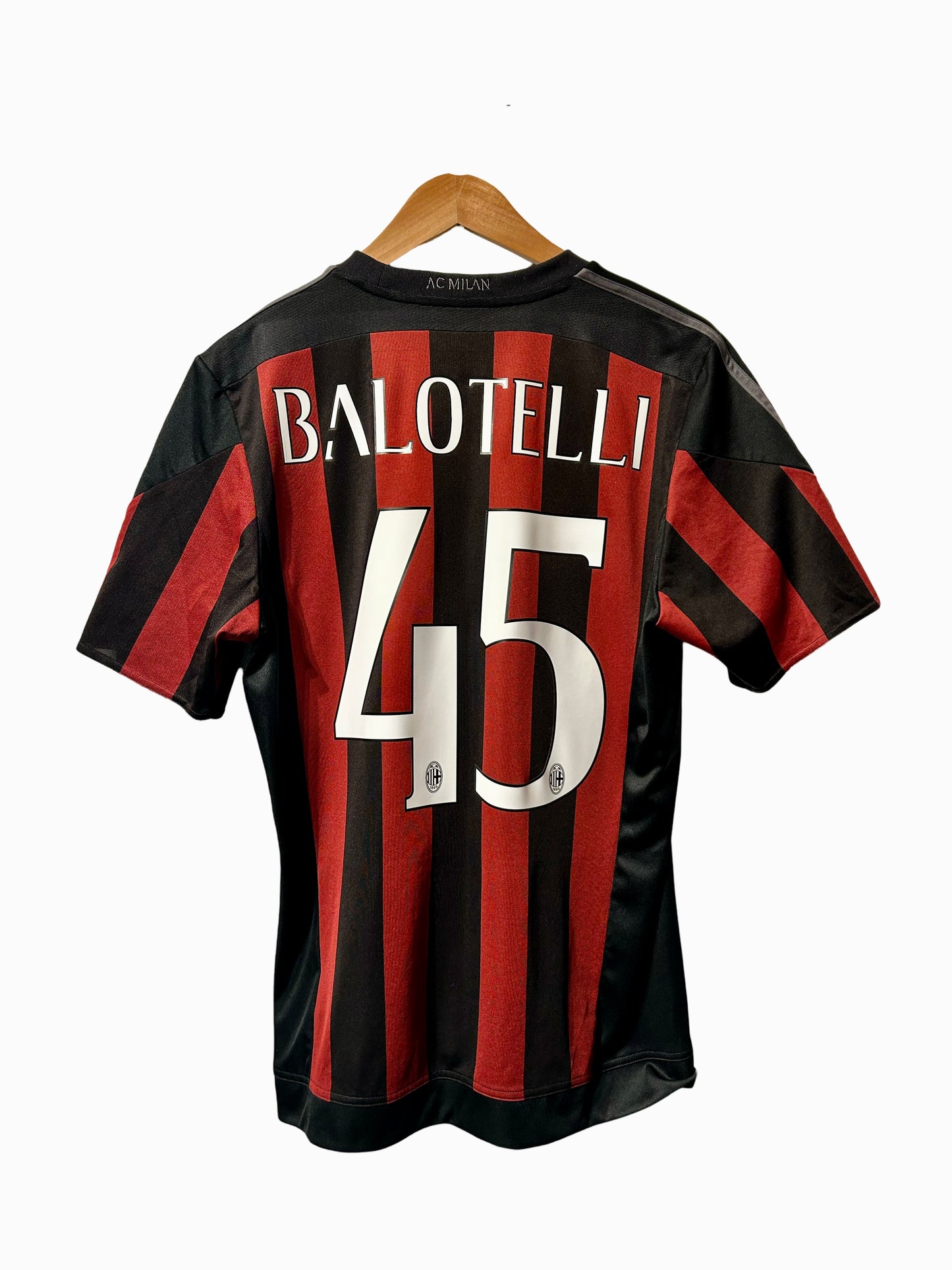 AC Milan 2015-16 Home Shirt, #45 Mario Balotelli - M