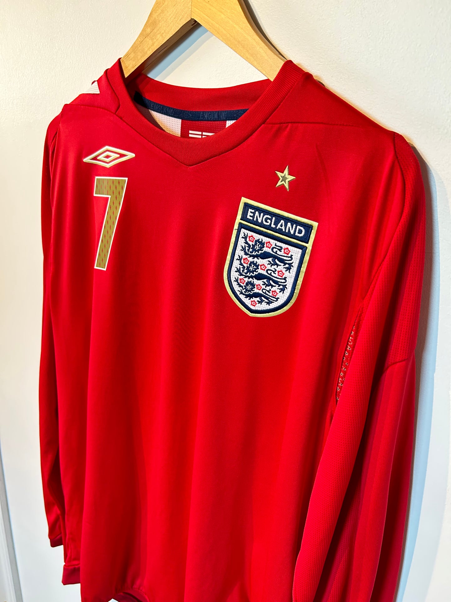 England 2006-08 Away Shirt L/S - Beckham #7 - L