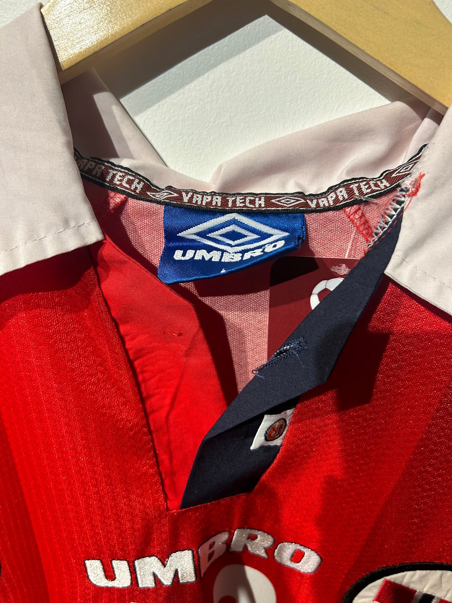 Norway 1998-00 Home Shirt - Solskjaer #20 - L