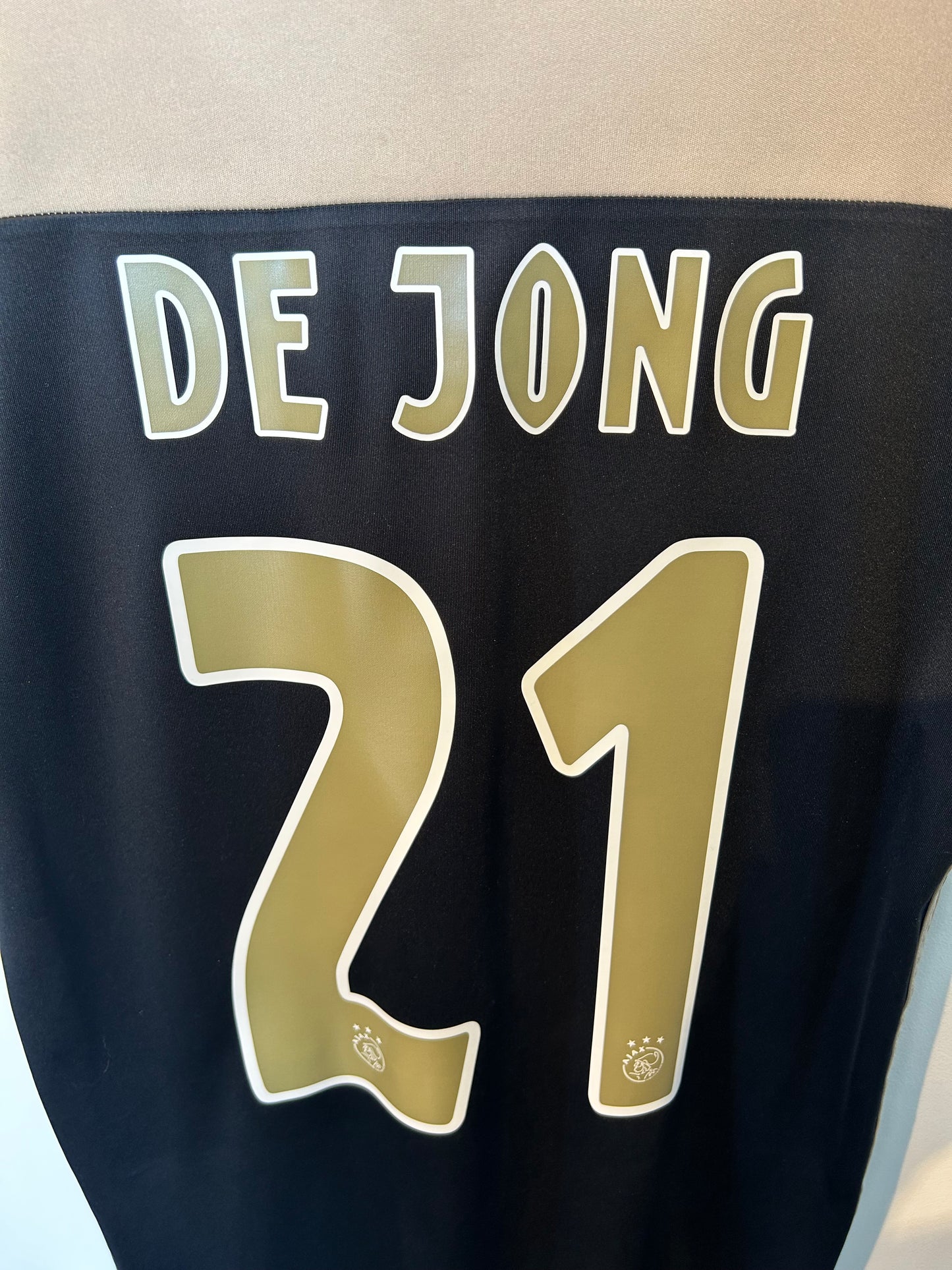 Ajax 2018-19 Away Shirt - De Jong #21 - S