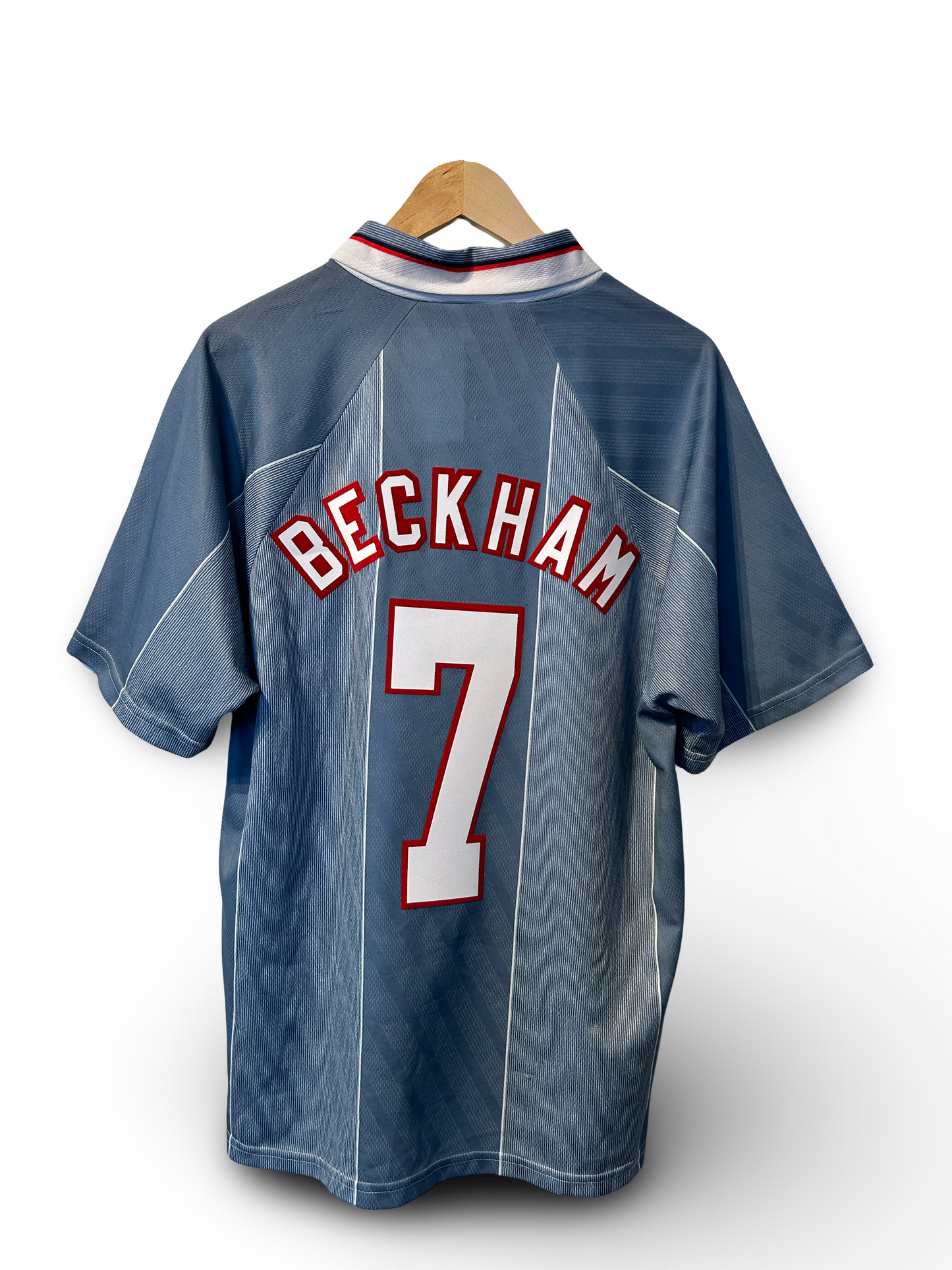 England 1996-97 Away Shirt, #7 David Beckham - L