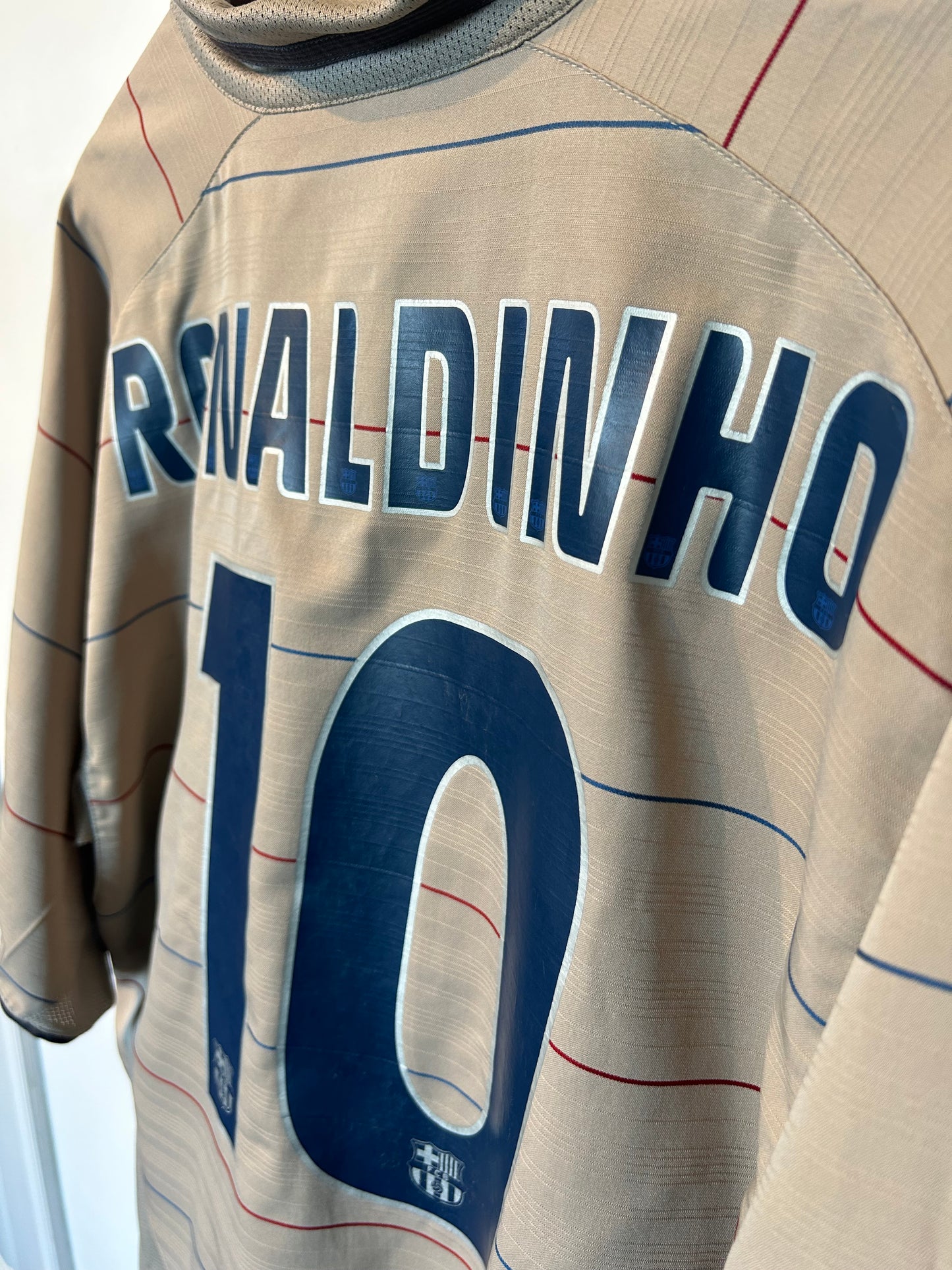 Barcelona 2003-05 Away Shirt - Ronaldinho #10 - XL