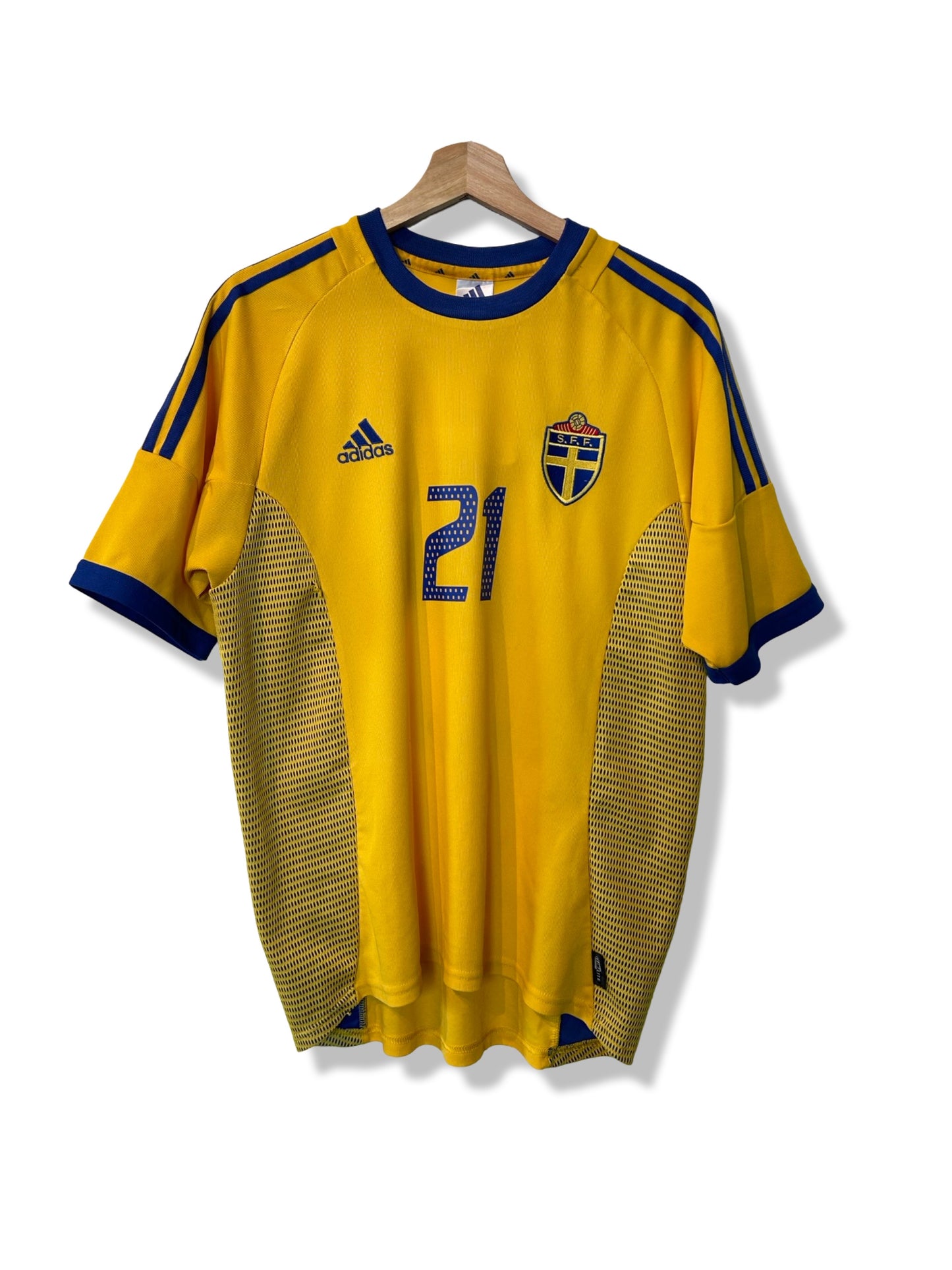 Sweden 2002-03 Home Shirt - Ibrahimović #21 - M