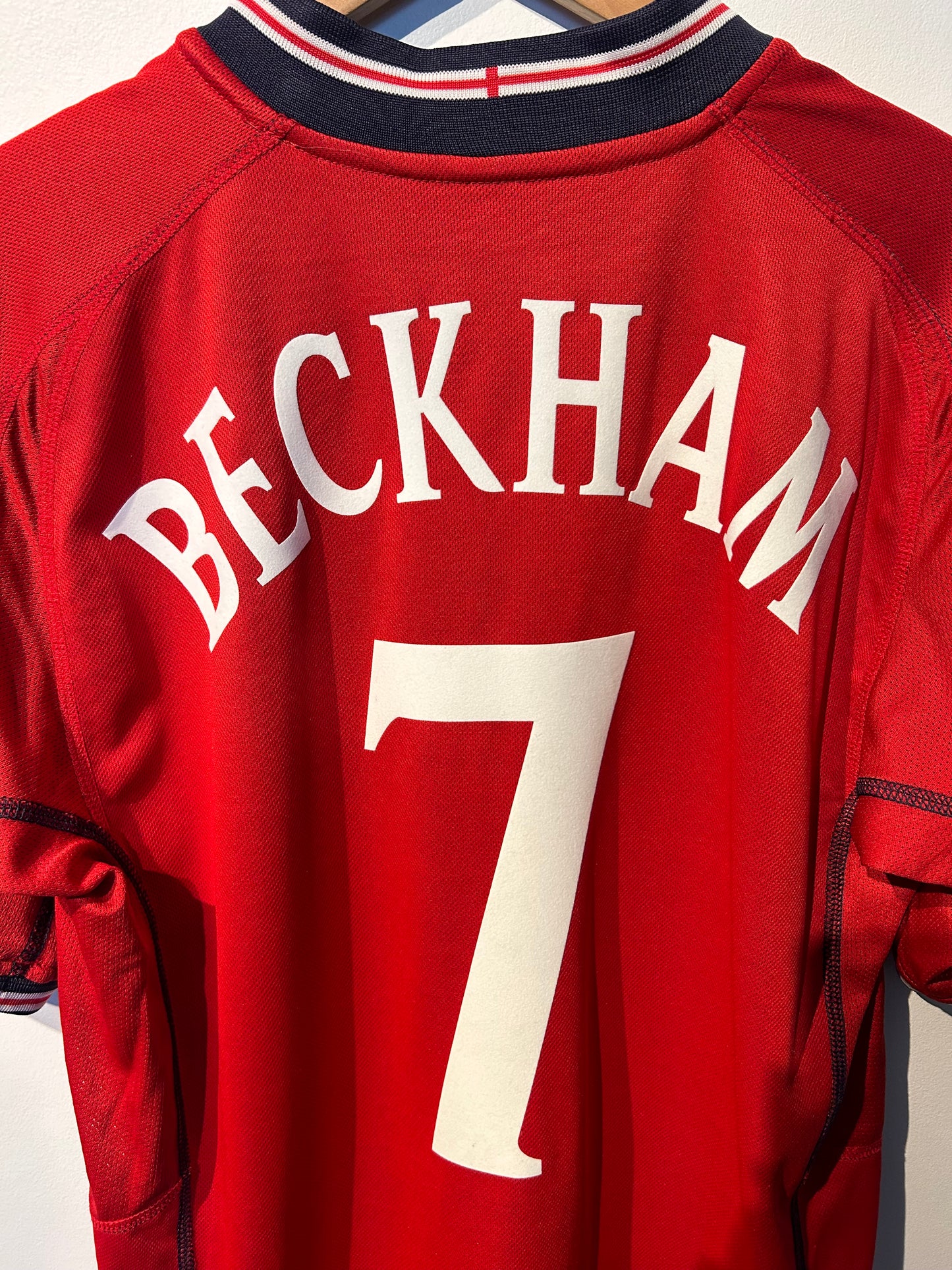 England 2002-04 Away Shirt - Beckham #7 - L