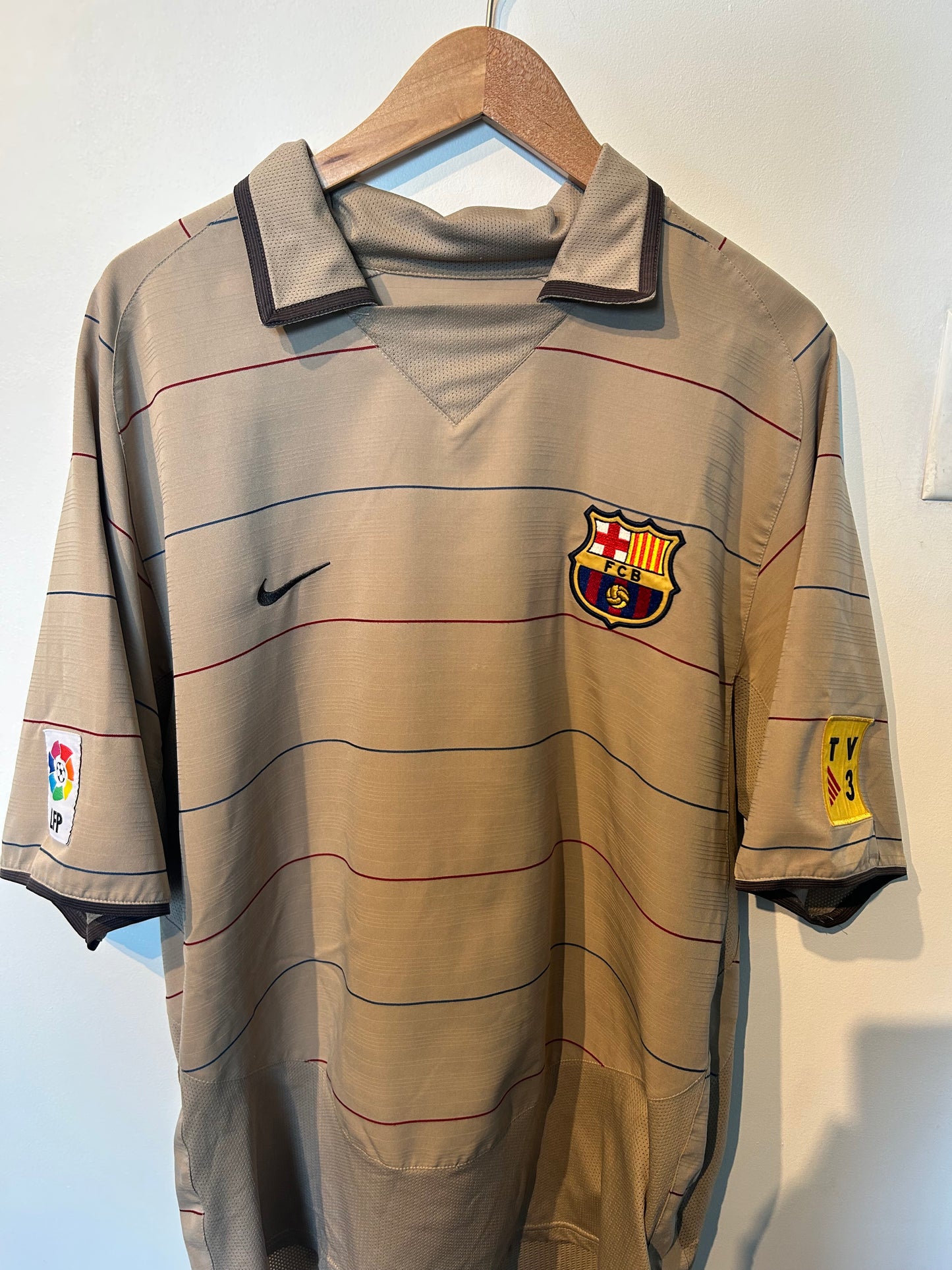 Barcelona 2003-05 Away Shirt - Ronaldinho #10 - XL