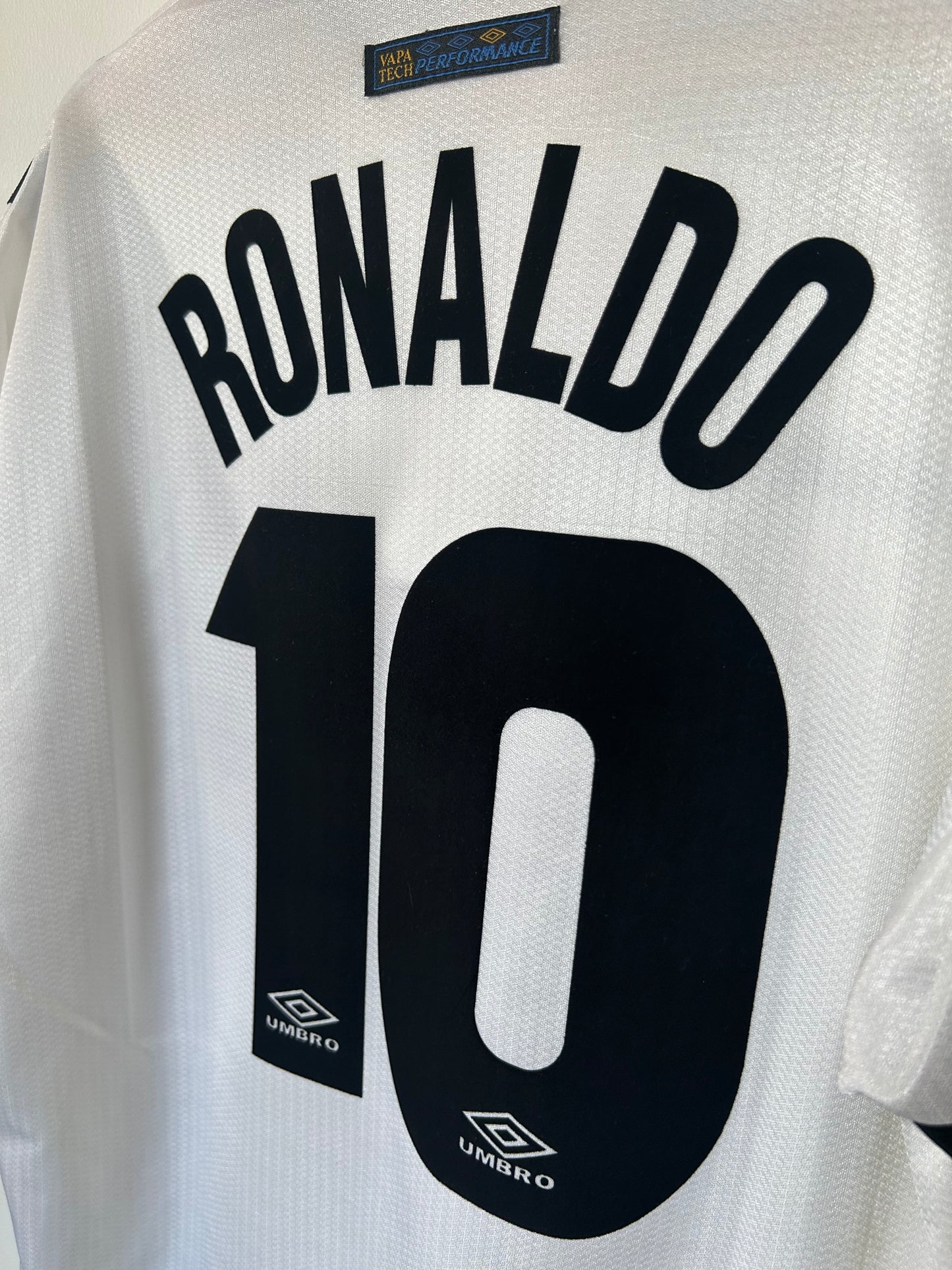 Inter Milan 1997-98 Away Shirt - Ronaldo #10 - L