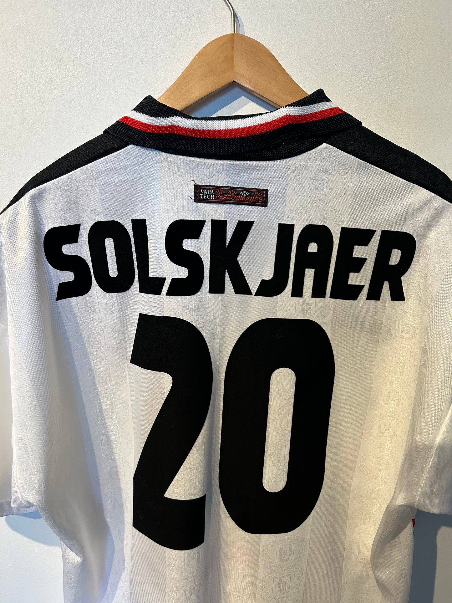 Manchester United 1997-99 Away Shirt - Solskjaer #20 - XL