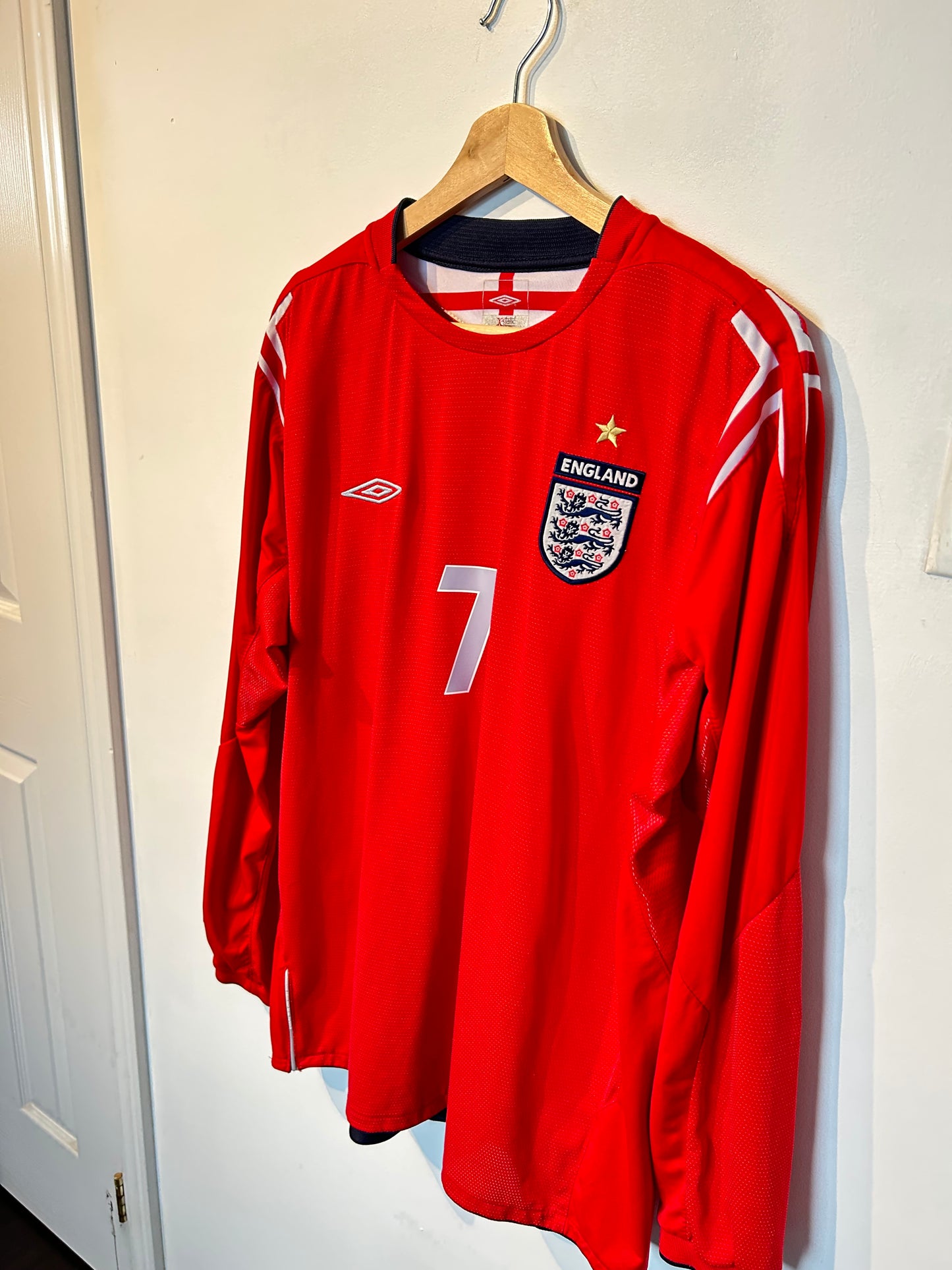 England 2004-06 Away Shirt L/S - Beckham #7 - XL