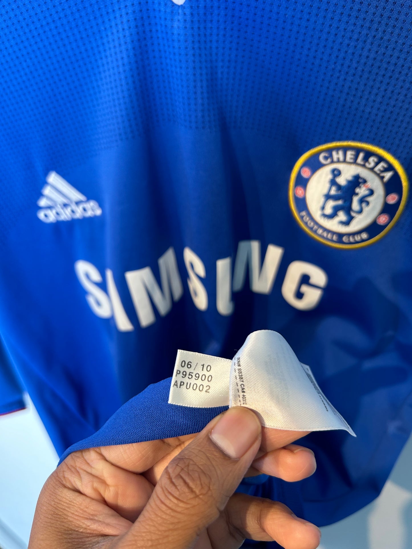 Chelsea 2010-11 Home Shirt - Anelka #39 - L