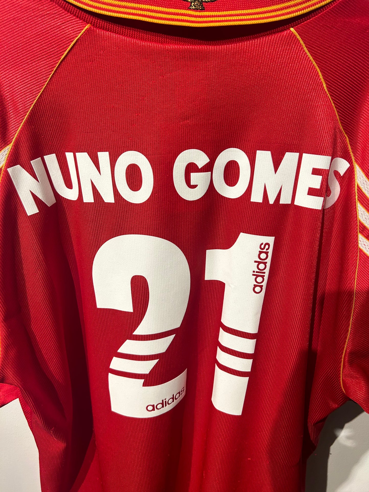 Benfica 1998-99 Home Shirt - Nuno Gomes #21 - XL