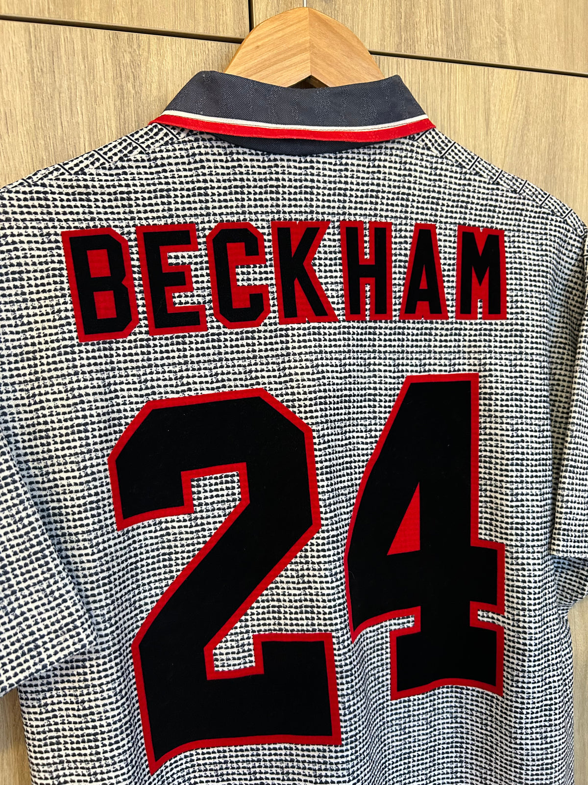 Manchester United 1995-96 Away Shirt - Beckham #24 - L