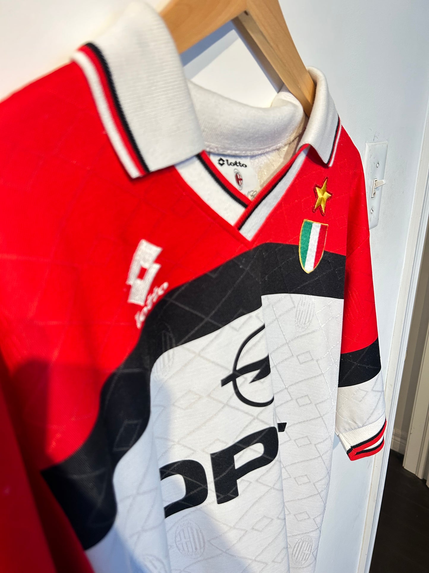 AC Milan 1994-95 Away Shirt - M