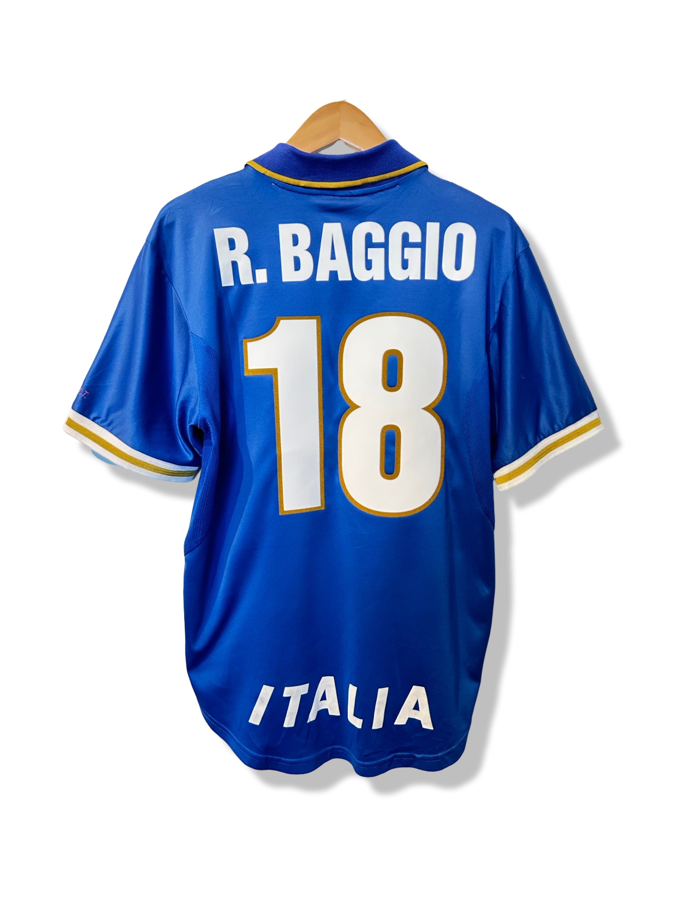 Italy 1996-97 Home Shirt - Baggio #18 - M – Football Heaven