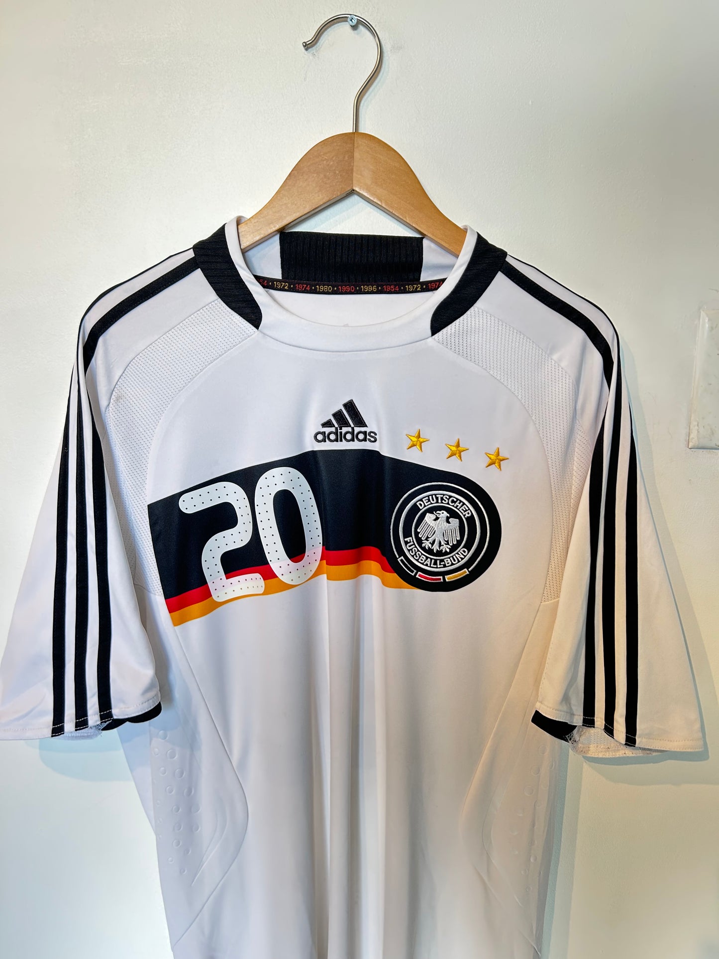 Germany 2008-09 Home Shirt - Podolski #20 - L