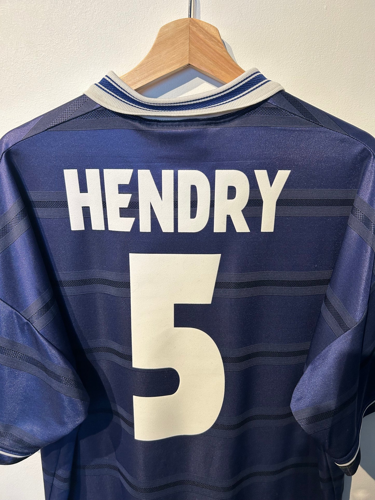 Scotland 1998-00 Home Shirt - Hendry #5 - XXL
