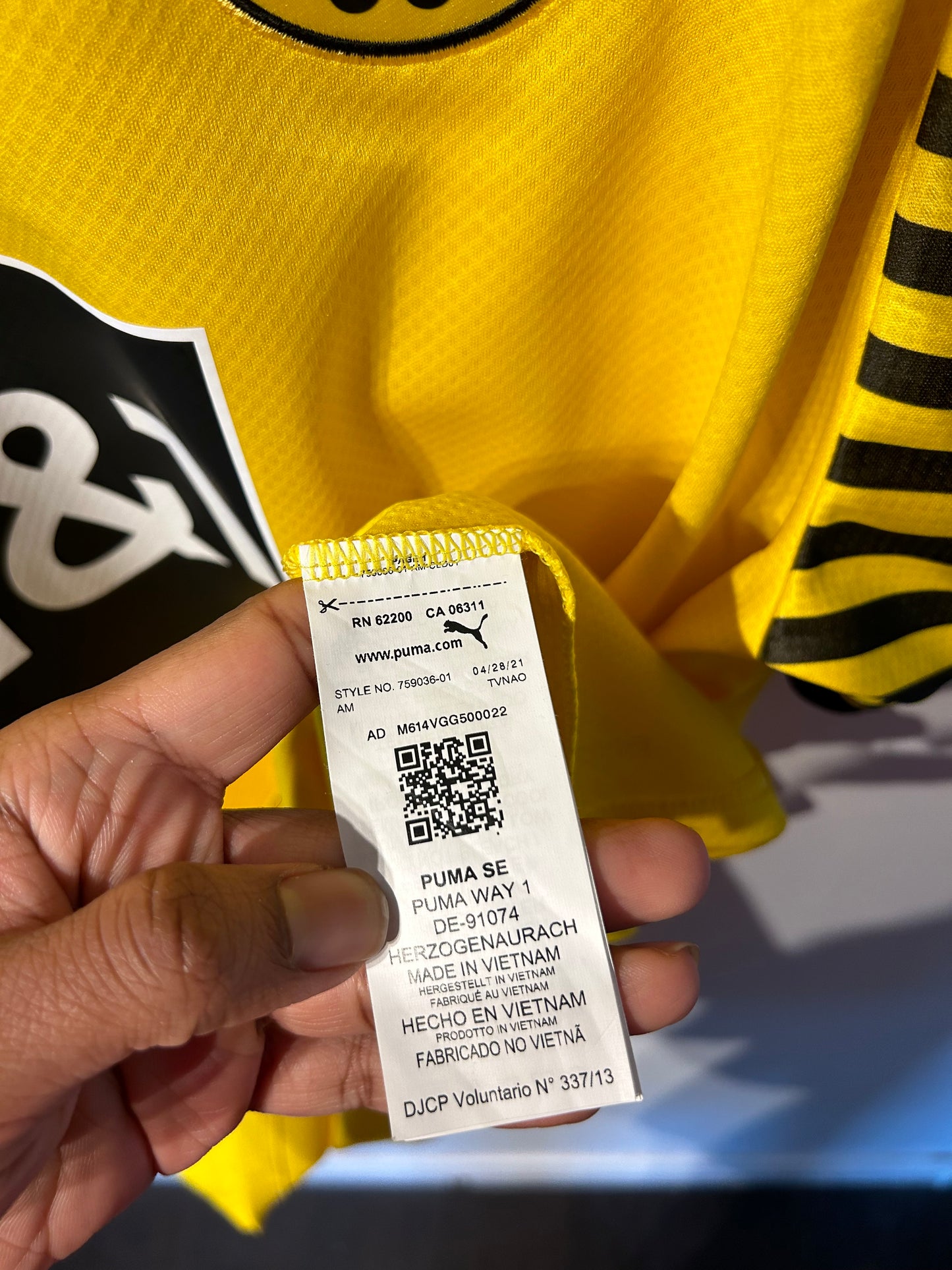 Borussia Dortmund 2021-22 Home Shirt, #22 Jude Bellingham - XL