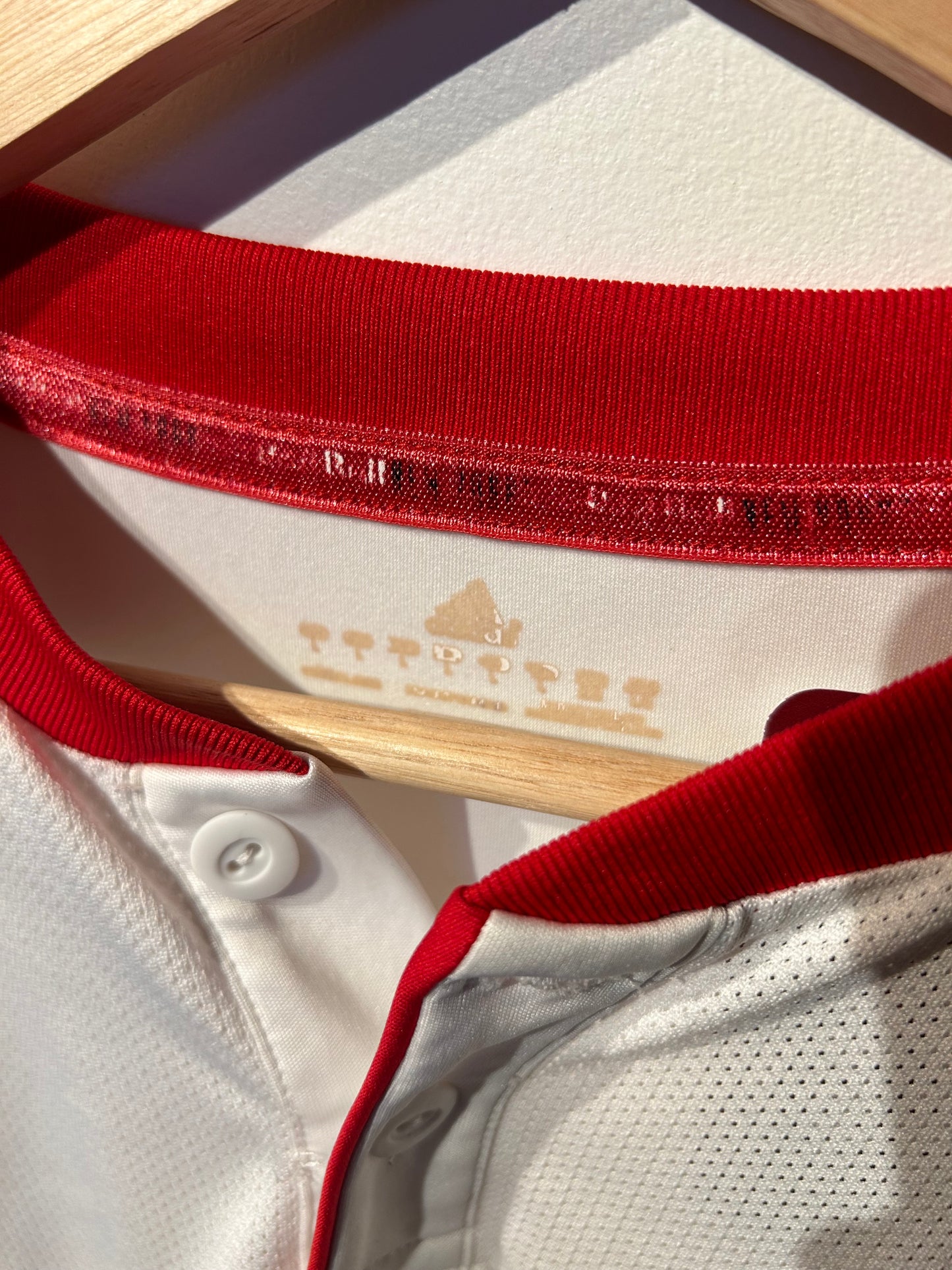 New York Red Bulls 2010-11 Home Shirt - Henry #14 - L