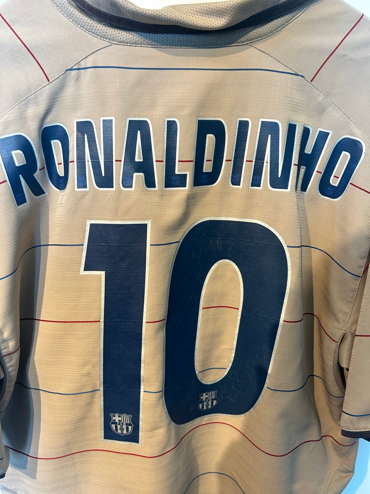 Barcelona 2003-05 Away Shirt - Ronaldinho #10 - XL