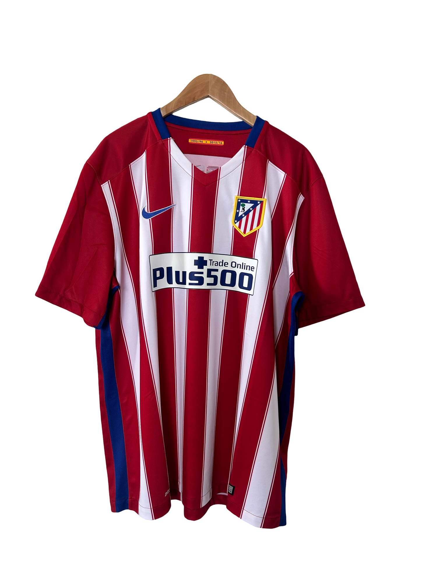 Atletico Madrid 2015-16 Home Shirt, #7 Antoine Griezmann - XL