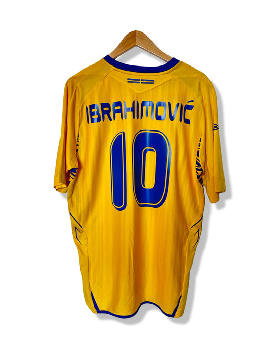 Sweden 2007-09 Home Shirt - Ibrahimovic #10 - L