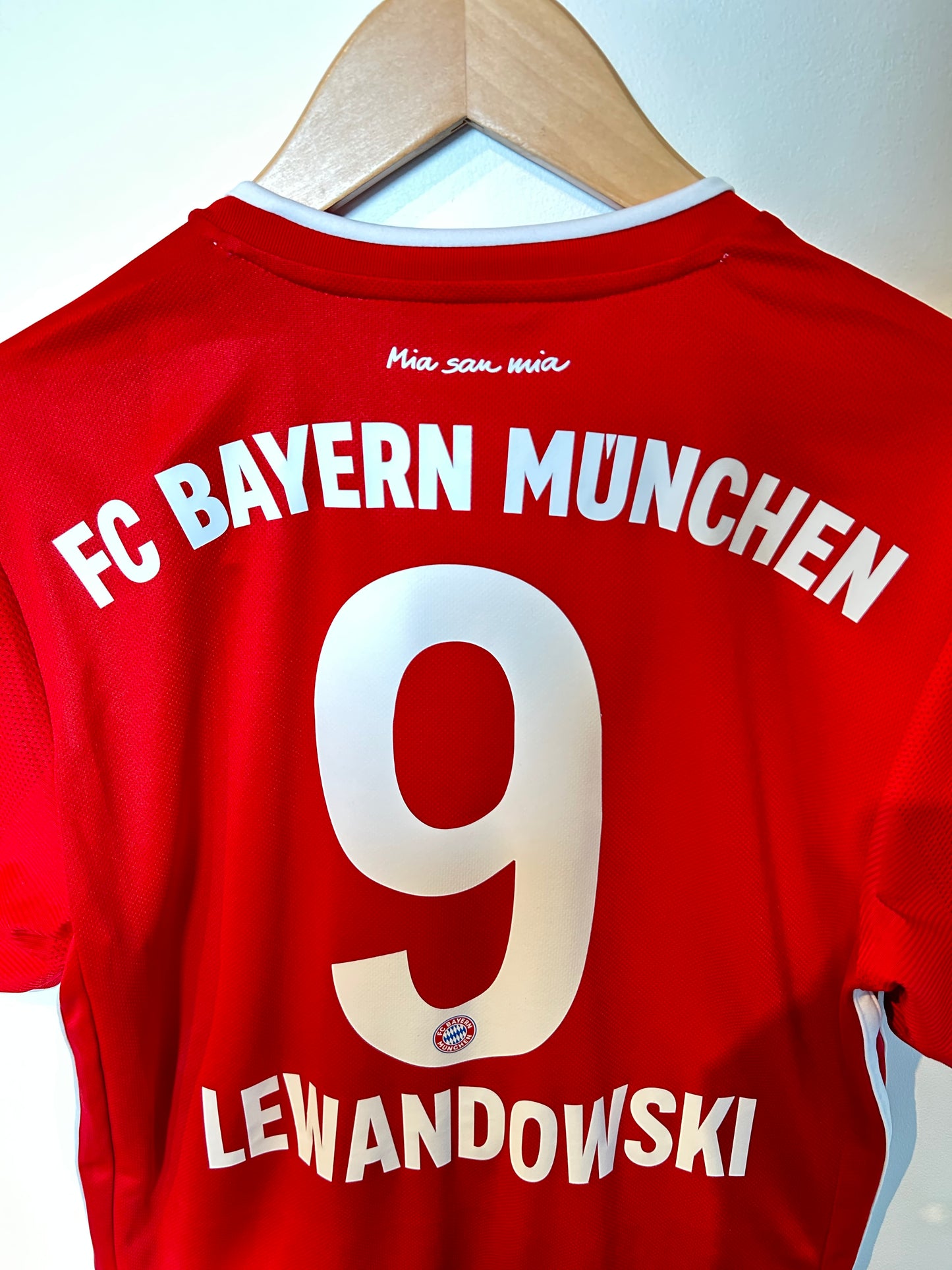 Bayern 2020-21 Home Shirt - Lewandowski #9 - S