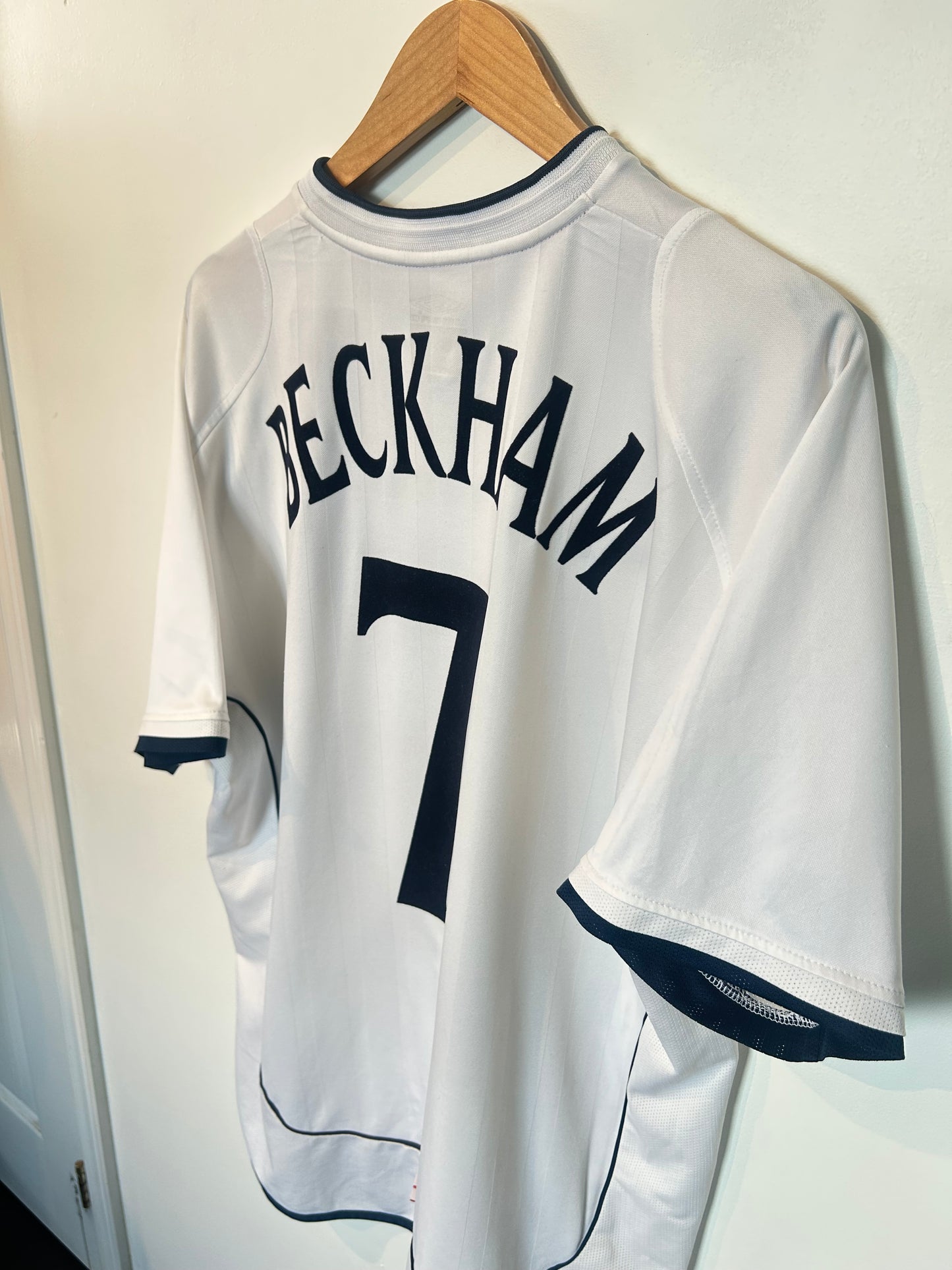 England 2001-03 Home Shirt - Beckham #7 - XL
