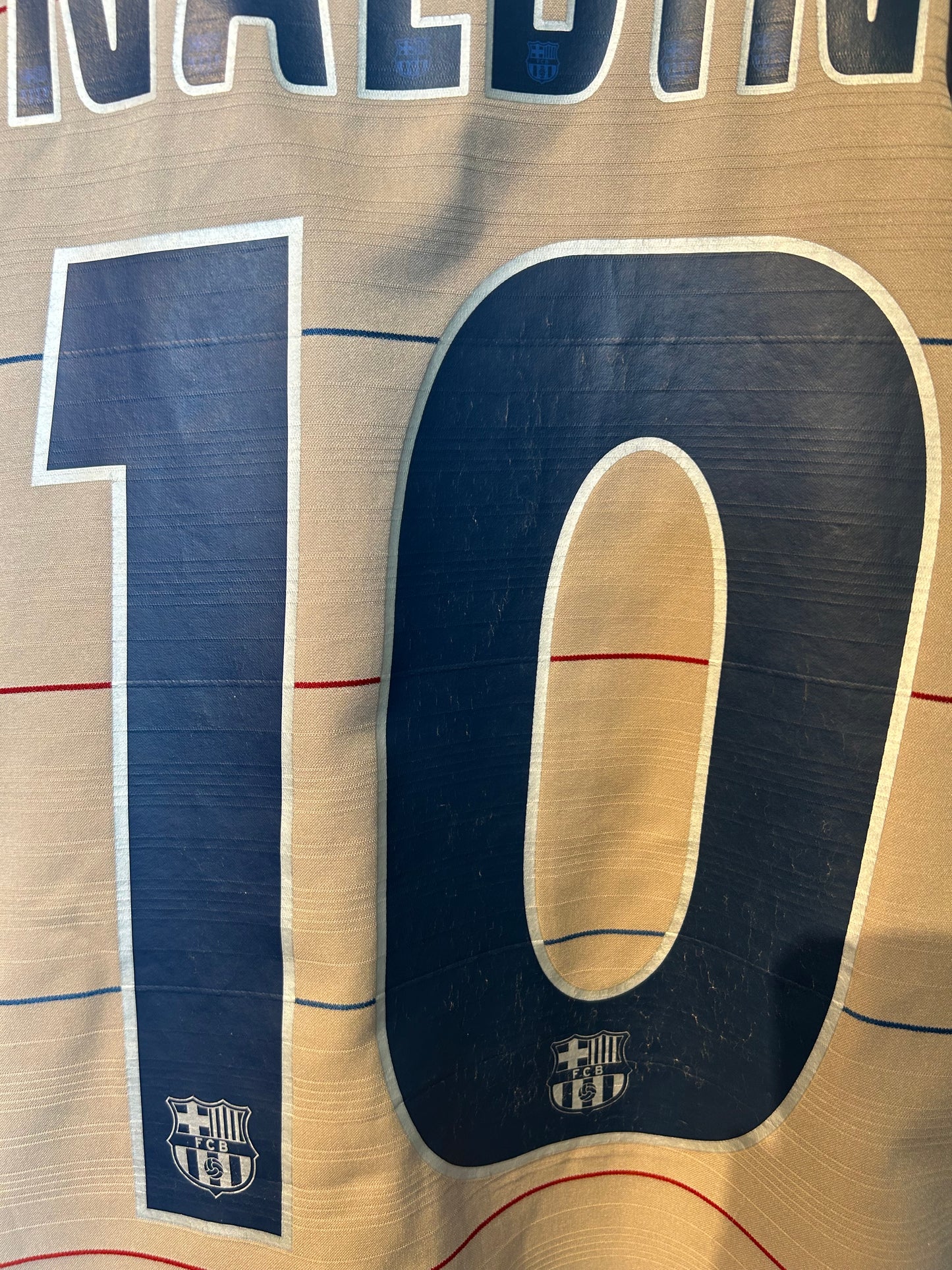 Barcelona 2003-05 Away Shirt - Ronaldinho #10 - XL