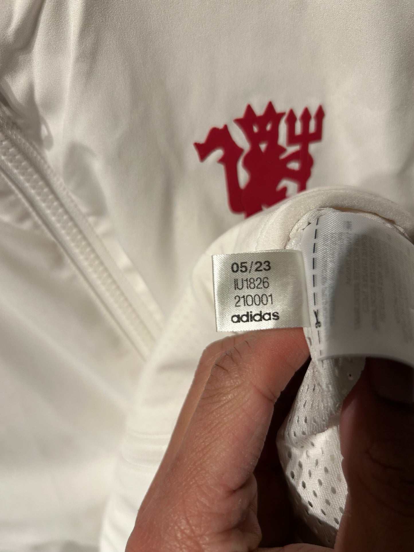 Manchester United 2023-24 Track Jacket - S