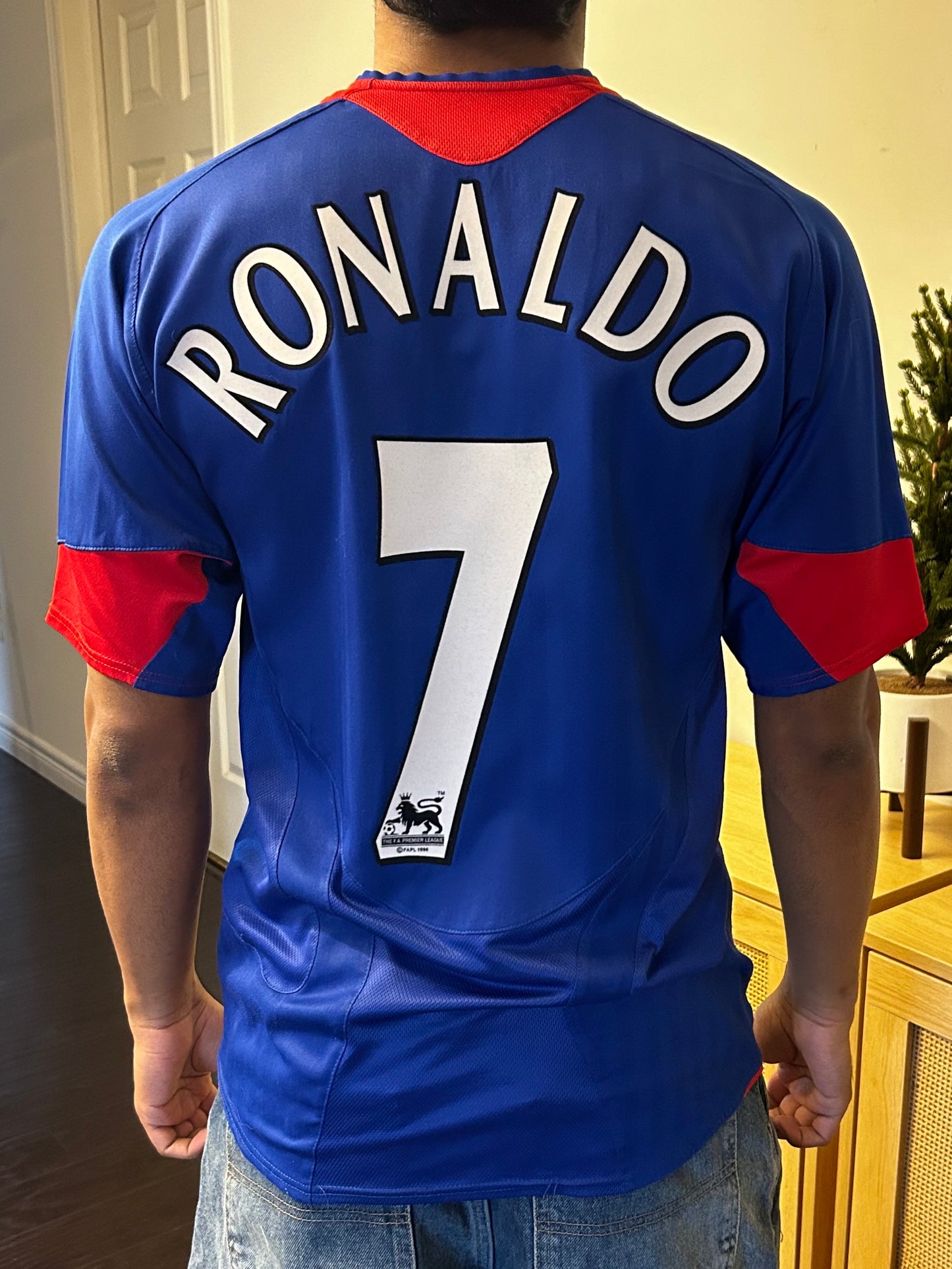 Manchester United 2005-06 Away Shirt, #7 Cristiano Ronaldo - S