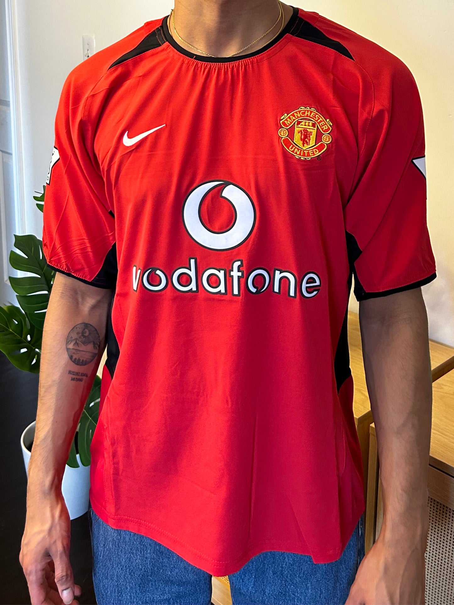 Manchester United 2002-04 Home Shirt, #16 Roy Keane - M
