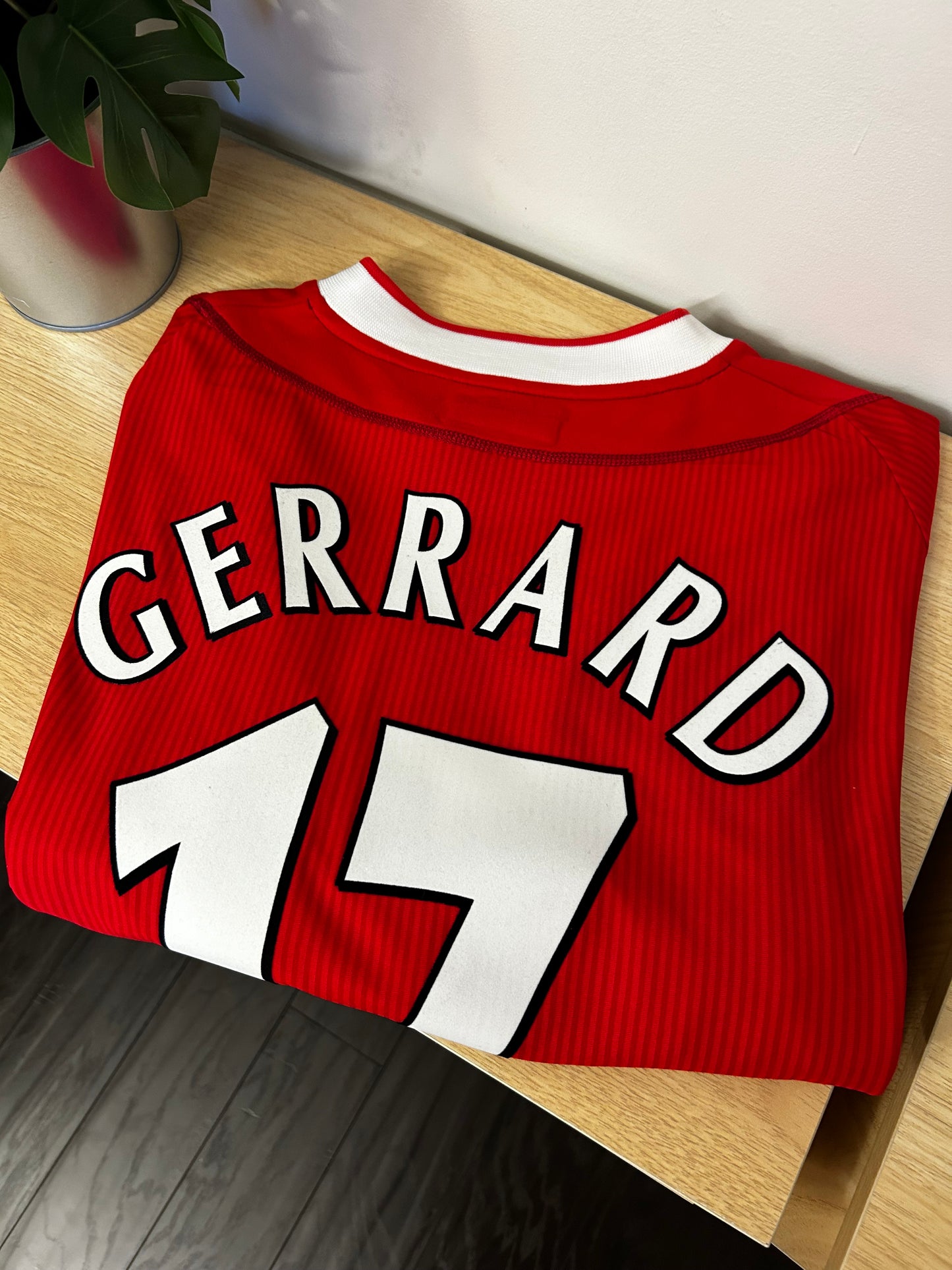 Liverpool FC 2002-03 Home Shirt, #17 Steven Gerrard - XL