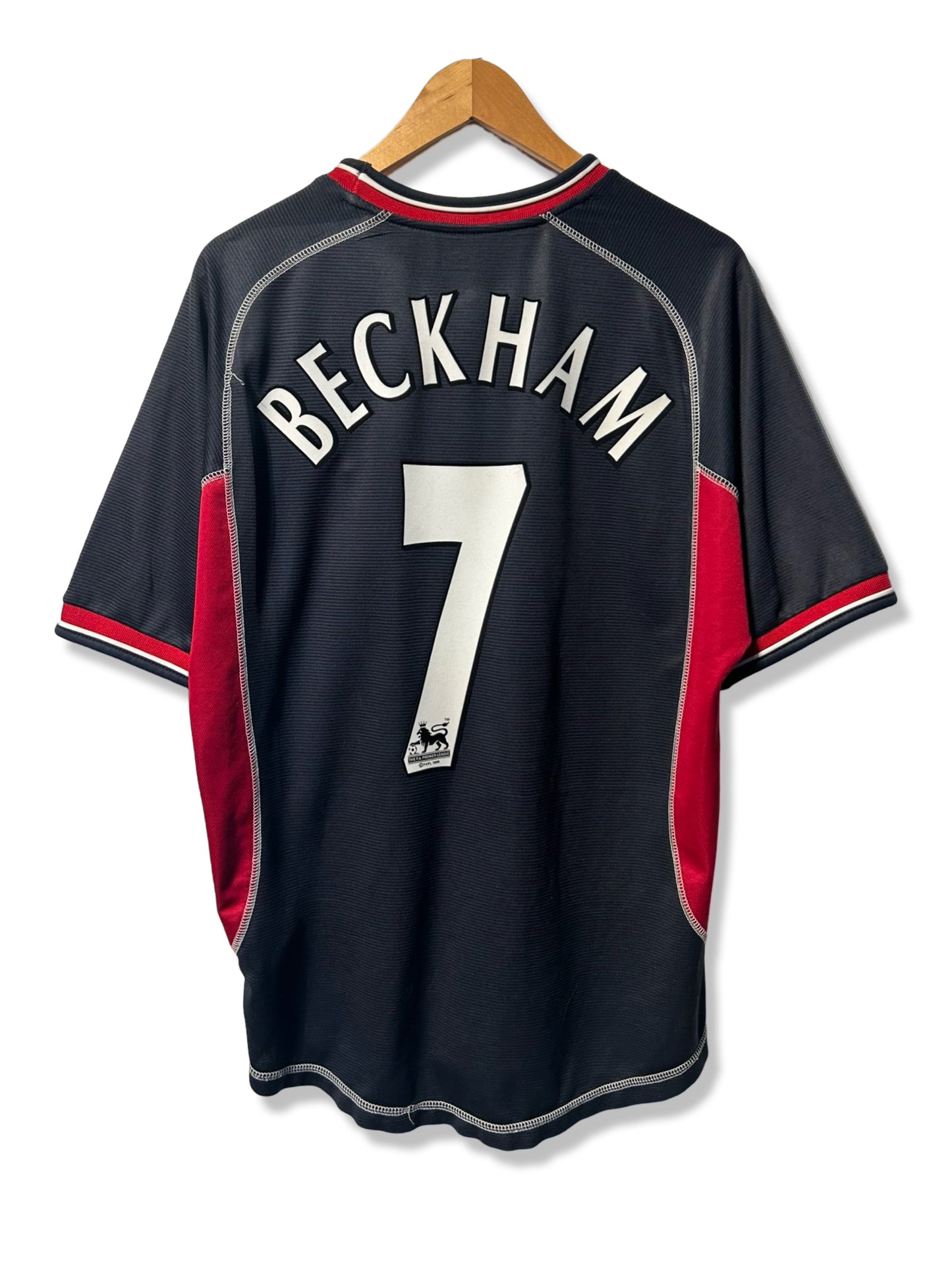 Manchester United 2000-01 Third Shirt, #7 David Beckham - M