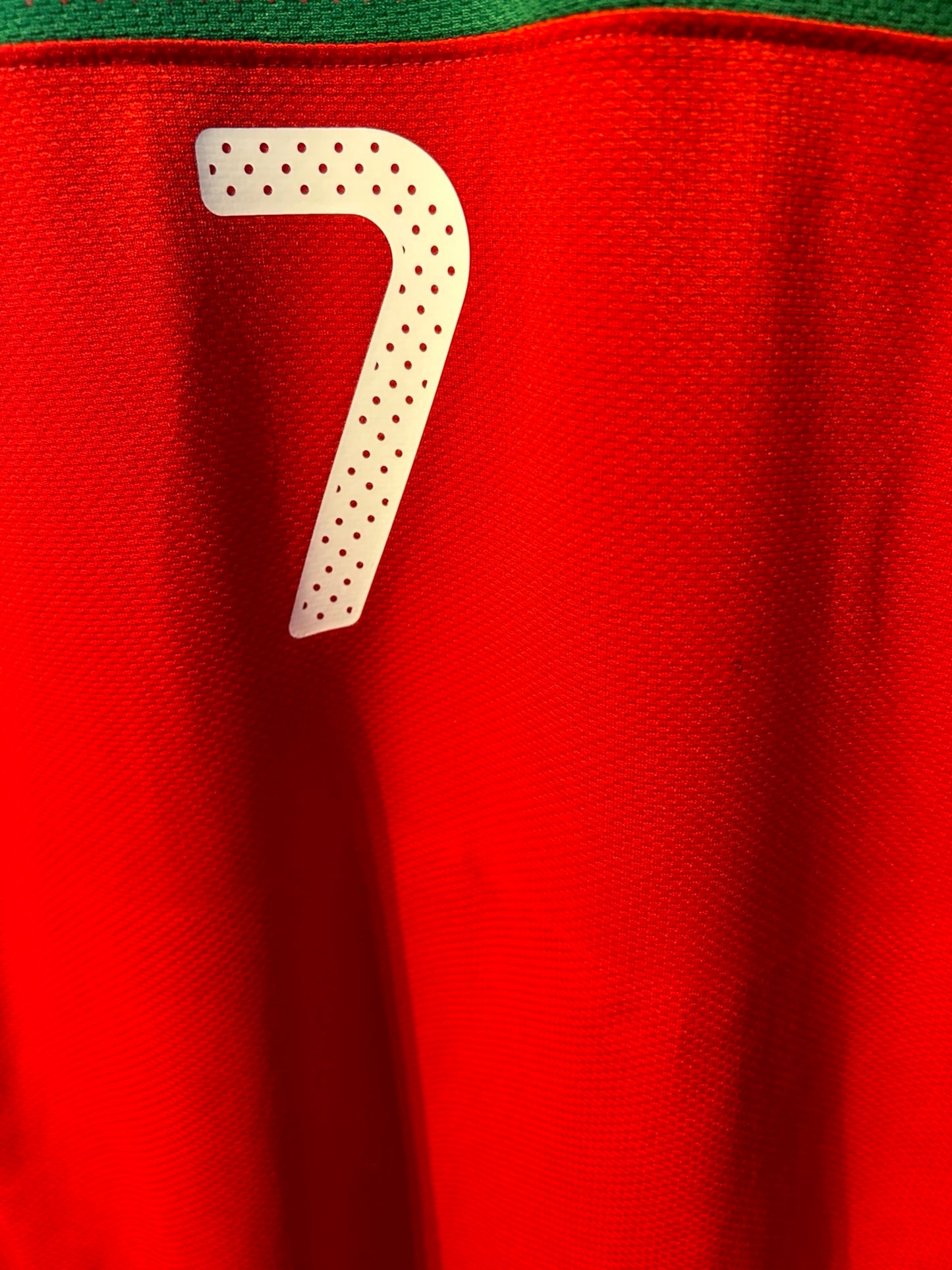 Portugal National Team 2010 Home Shirt, #7 Cristiano Ronaldo - L