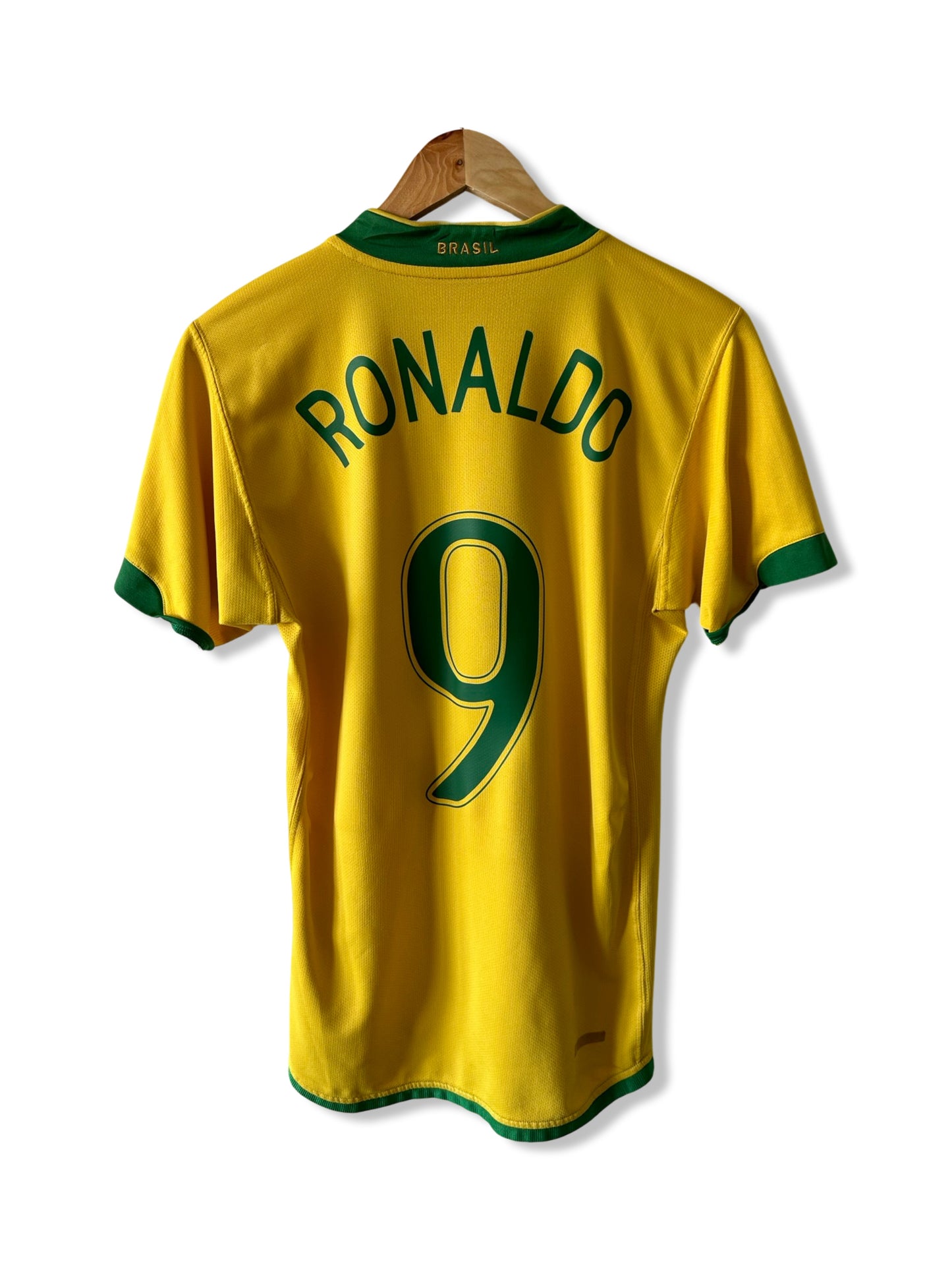 Brazil Seleção 2006 Home Shirt, #9 Ronaldo - S