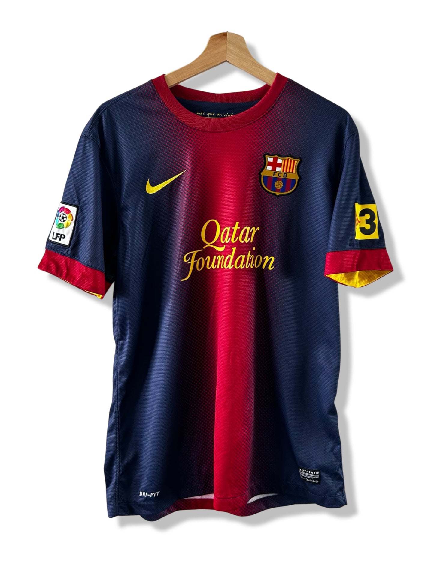 FC Barcelona 2012-13 Home Shirt, #8 Andres Iniesta - M