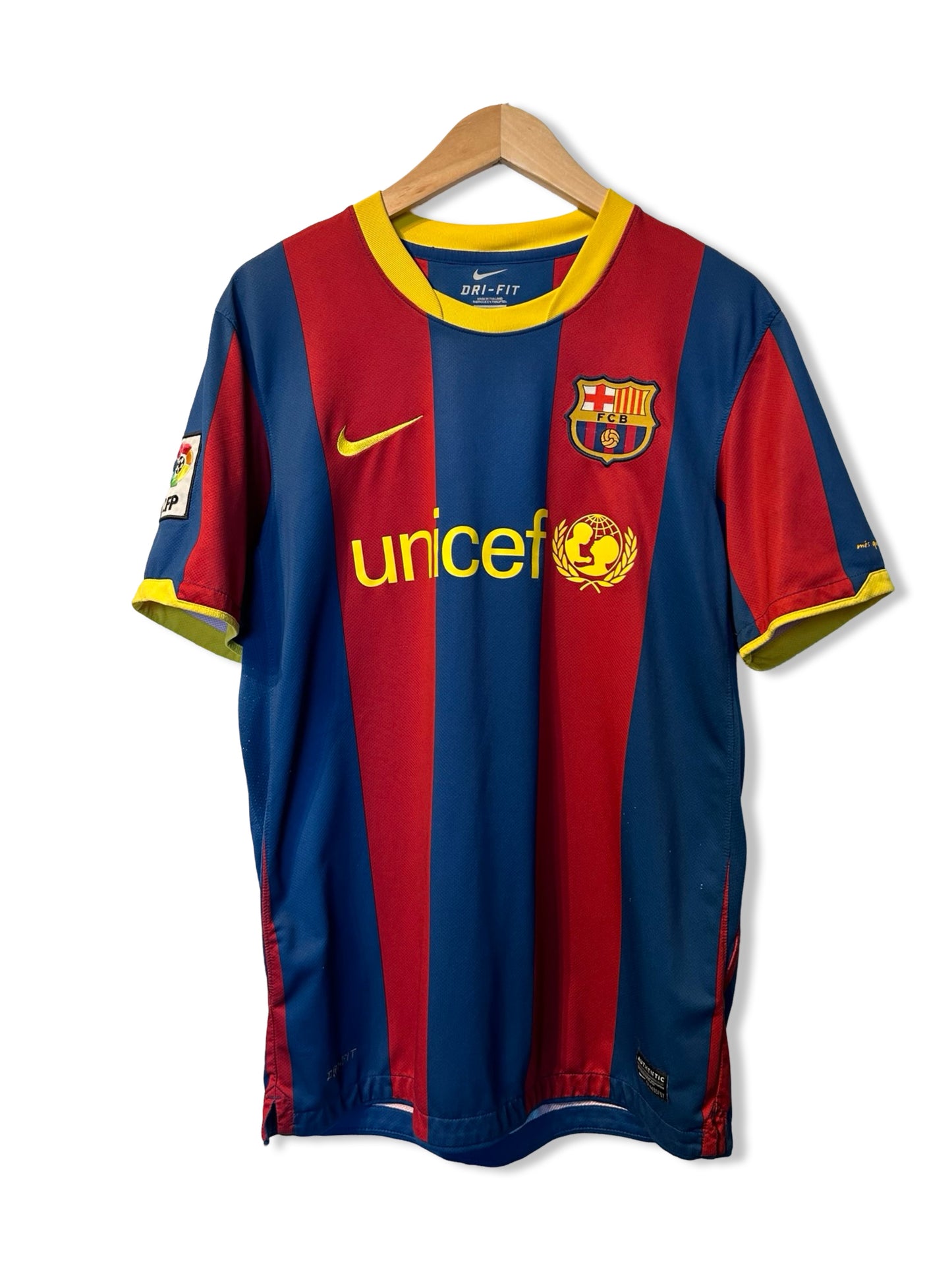 FC Barcelona 2010-11 Home Shirt, #7 David Villa - M