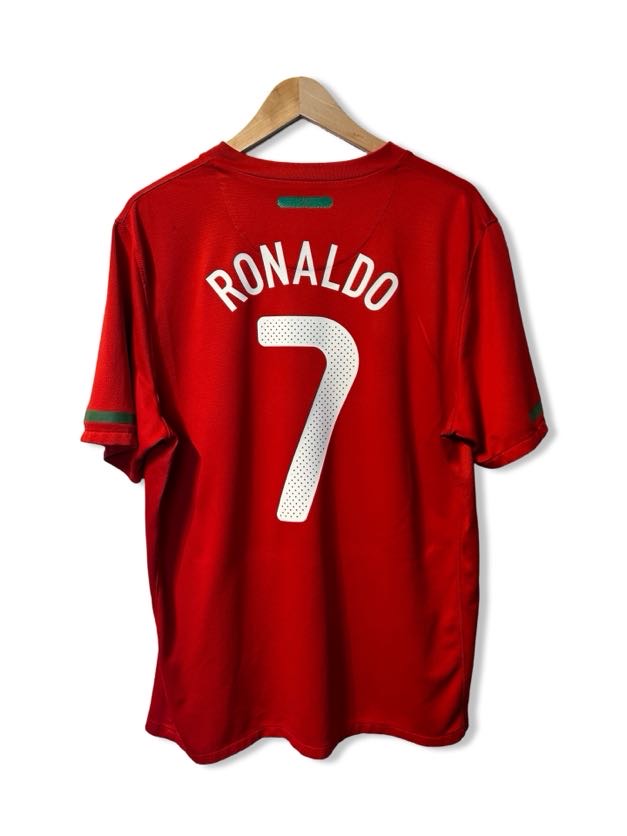 Portugal National Team 2010 Home Shirt, #7 Cristiano Ronaldo - L