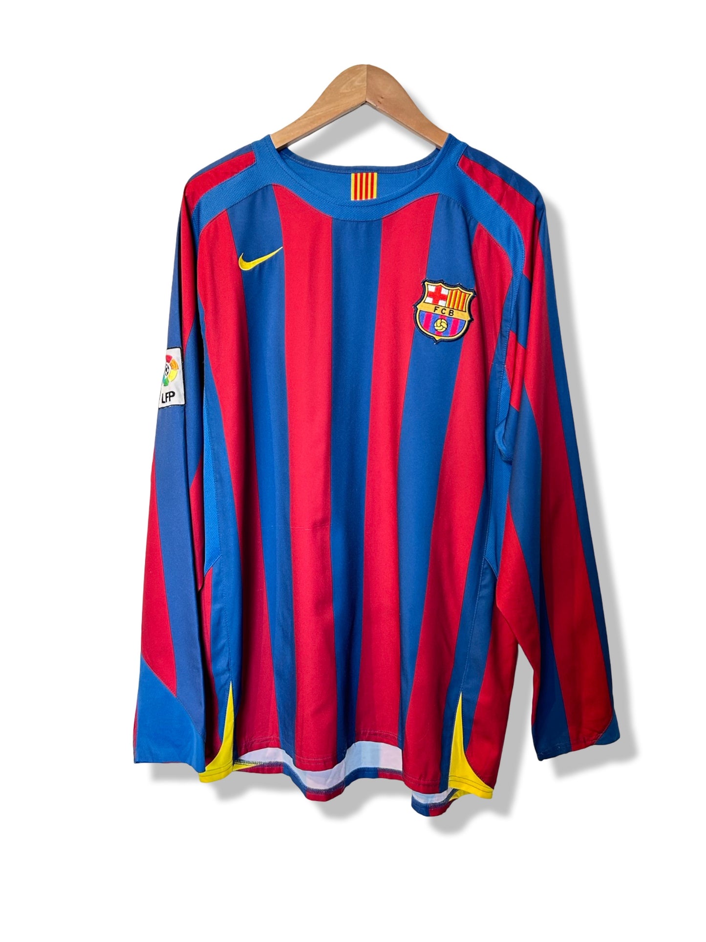 FC Barcelona 2005-06 Home Shirt L/S - V. Bommel #17 - L