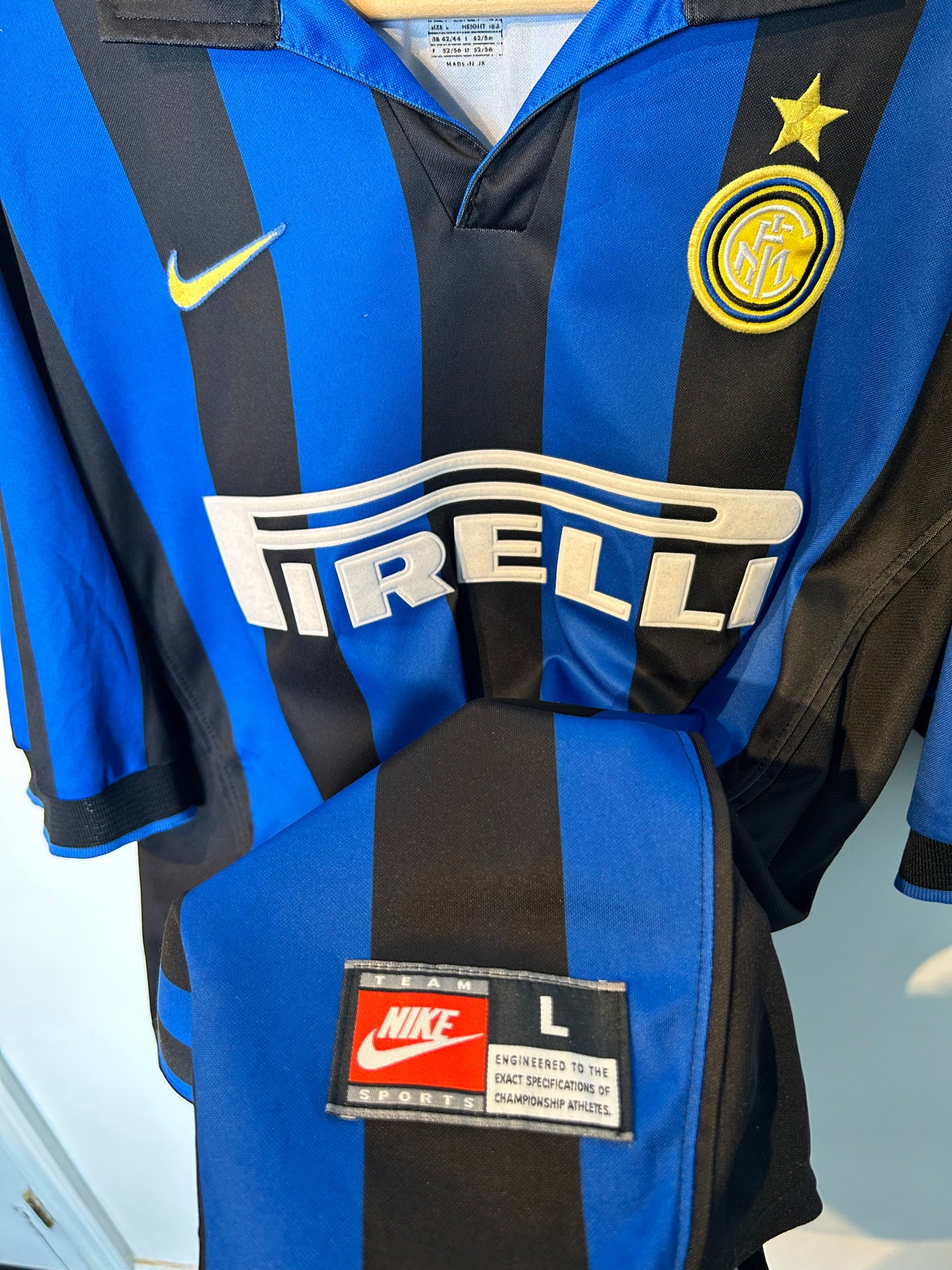Inter Milan 1998-99 Home Shirt - Ronaldo #9 - L