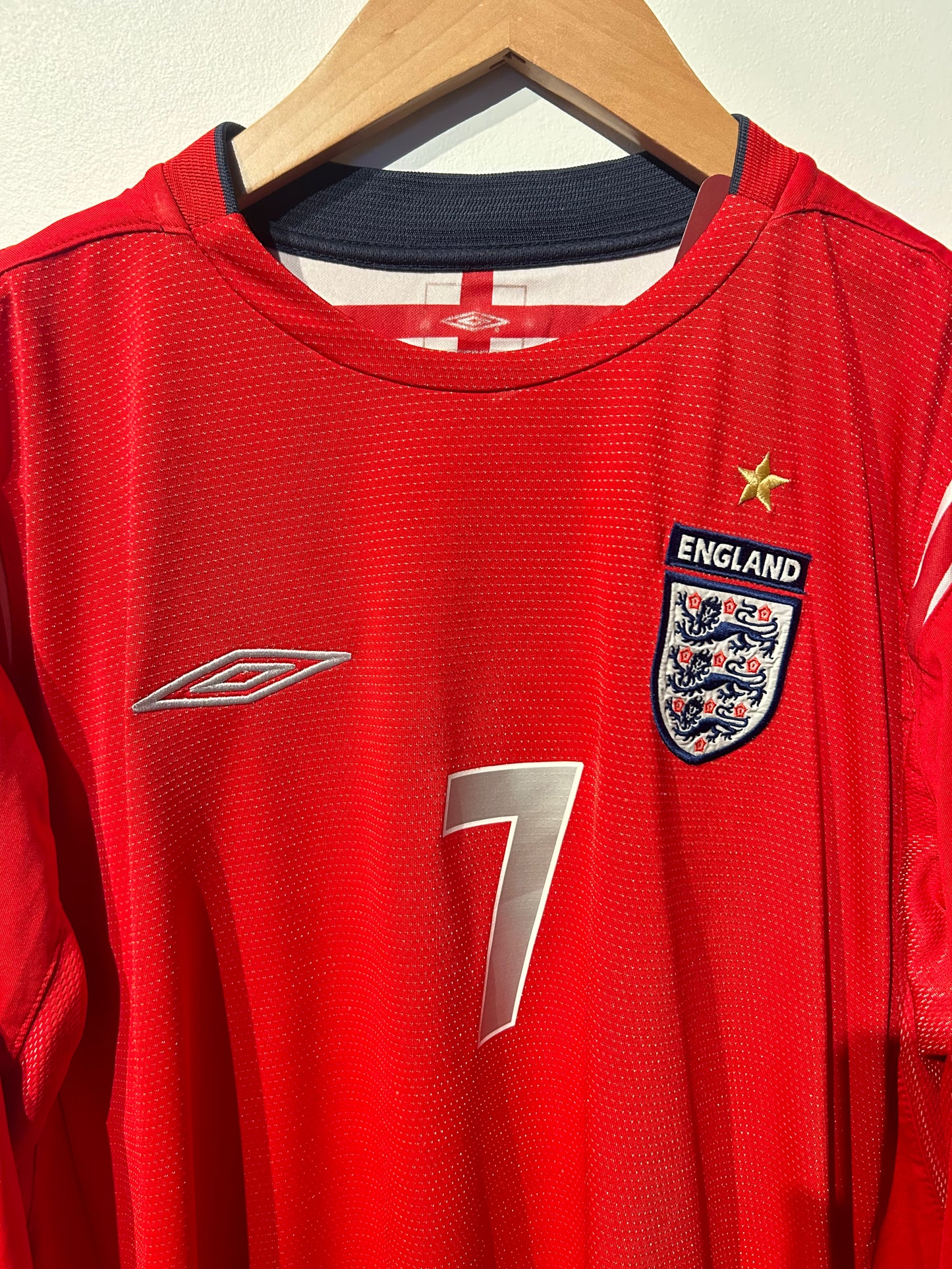 England 2004-06 Away Shirt L/S - Beckham #7 - L