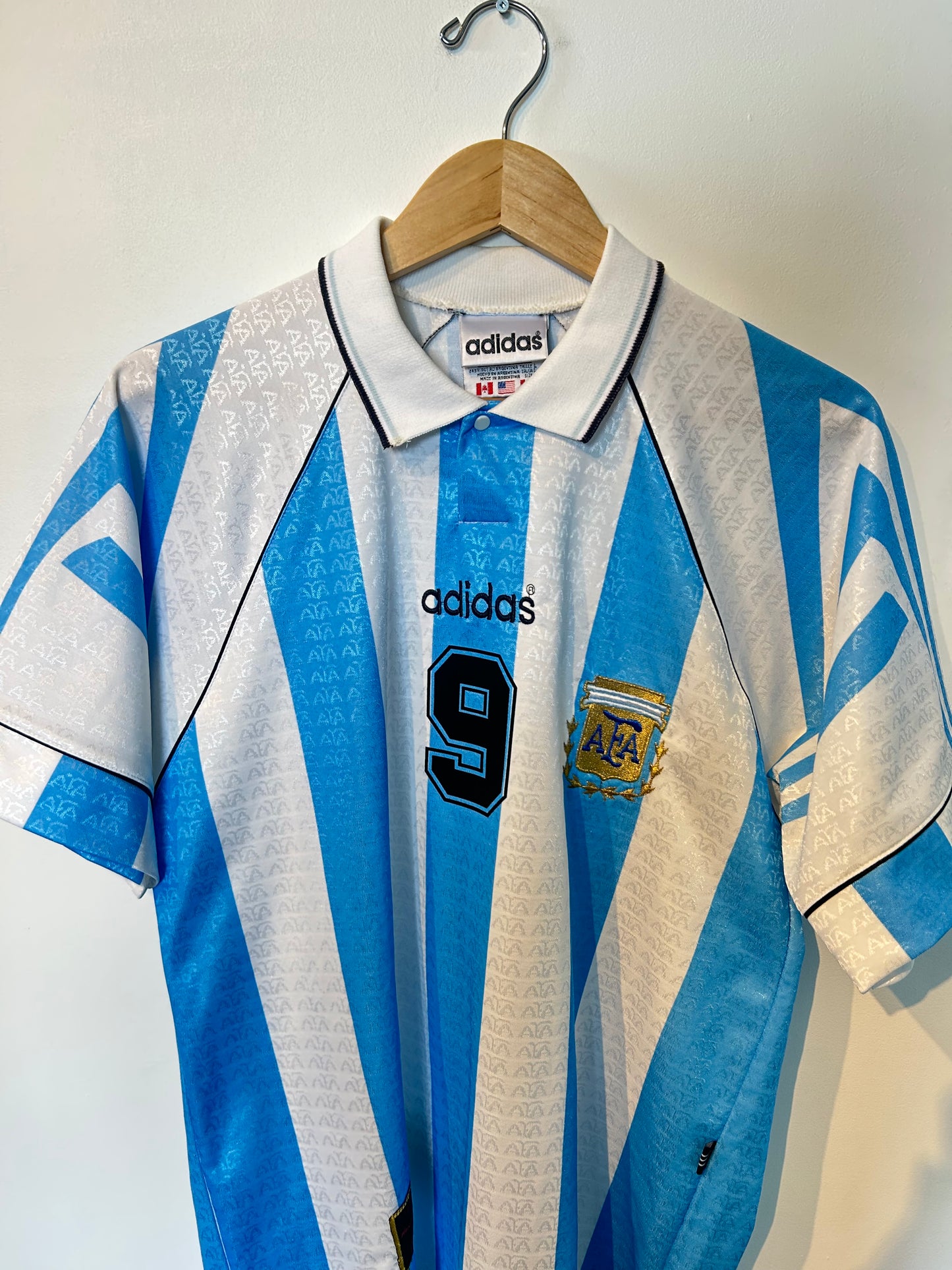 Argentina 1996-98 Home Shirt - Batistuta #9 - L