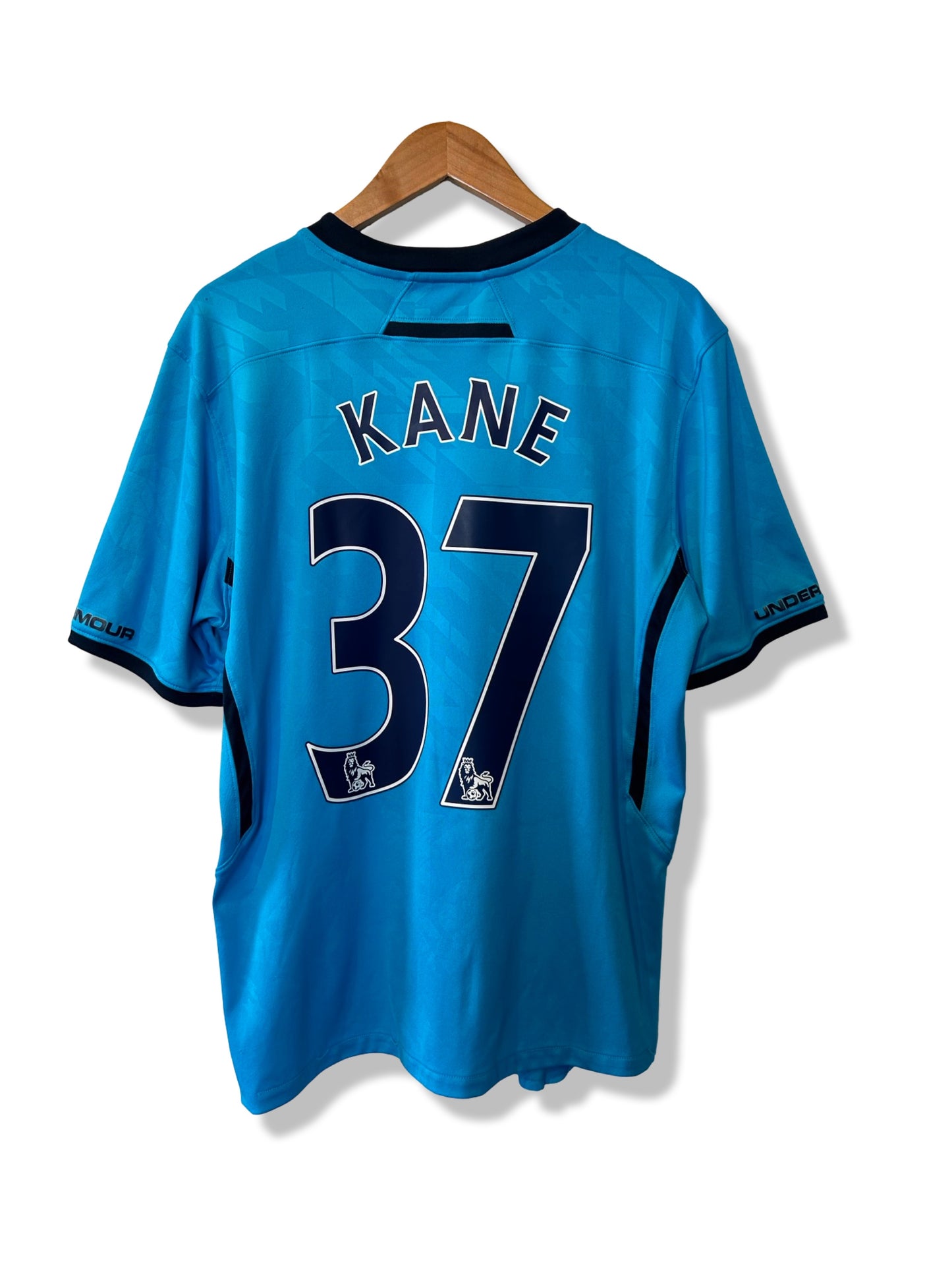 Tottenham 2013-14 Away Shirt - Kane #37 - L