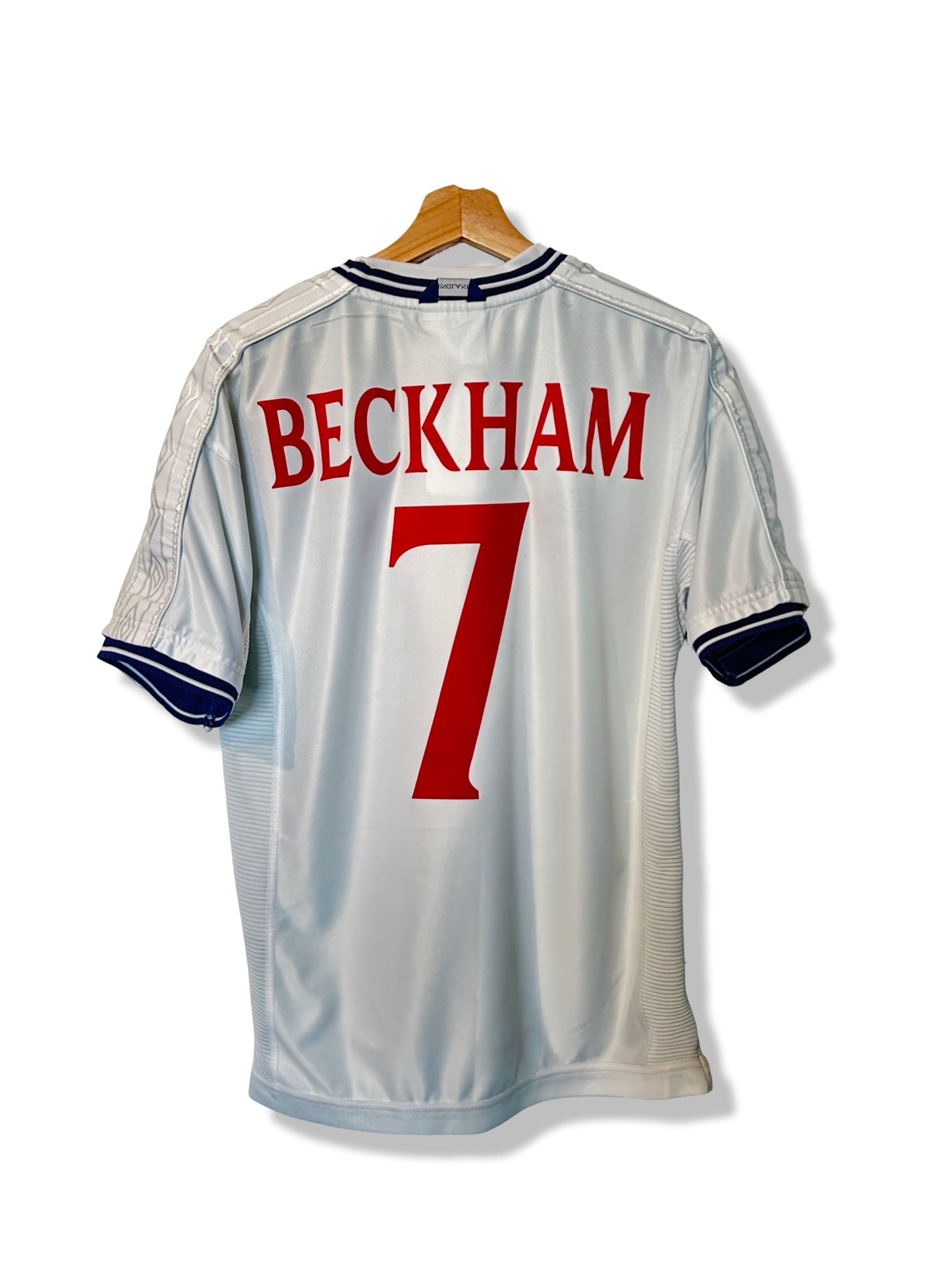 England 1999-01 Home Shirt - Beckham #7 - M