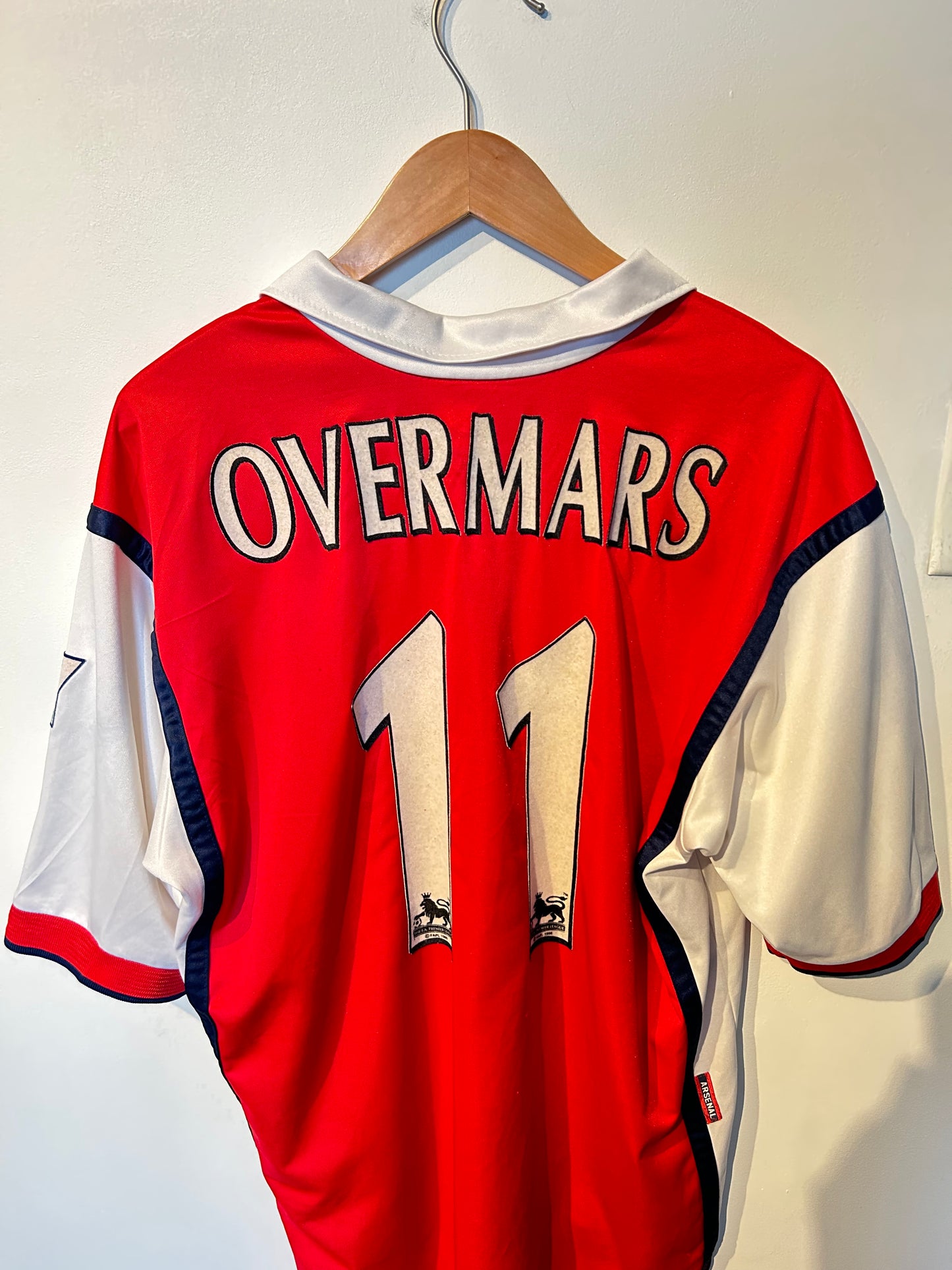 Arsenal 1999-00 Home Shirt - Overmars #11 - L
