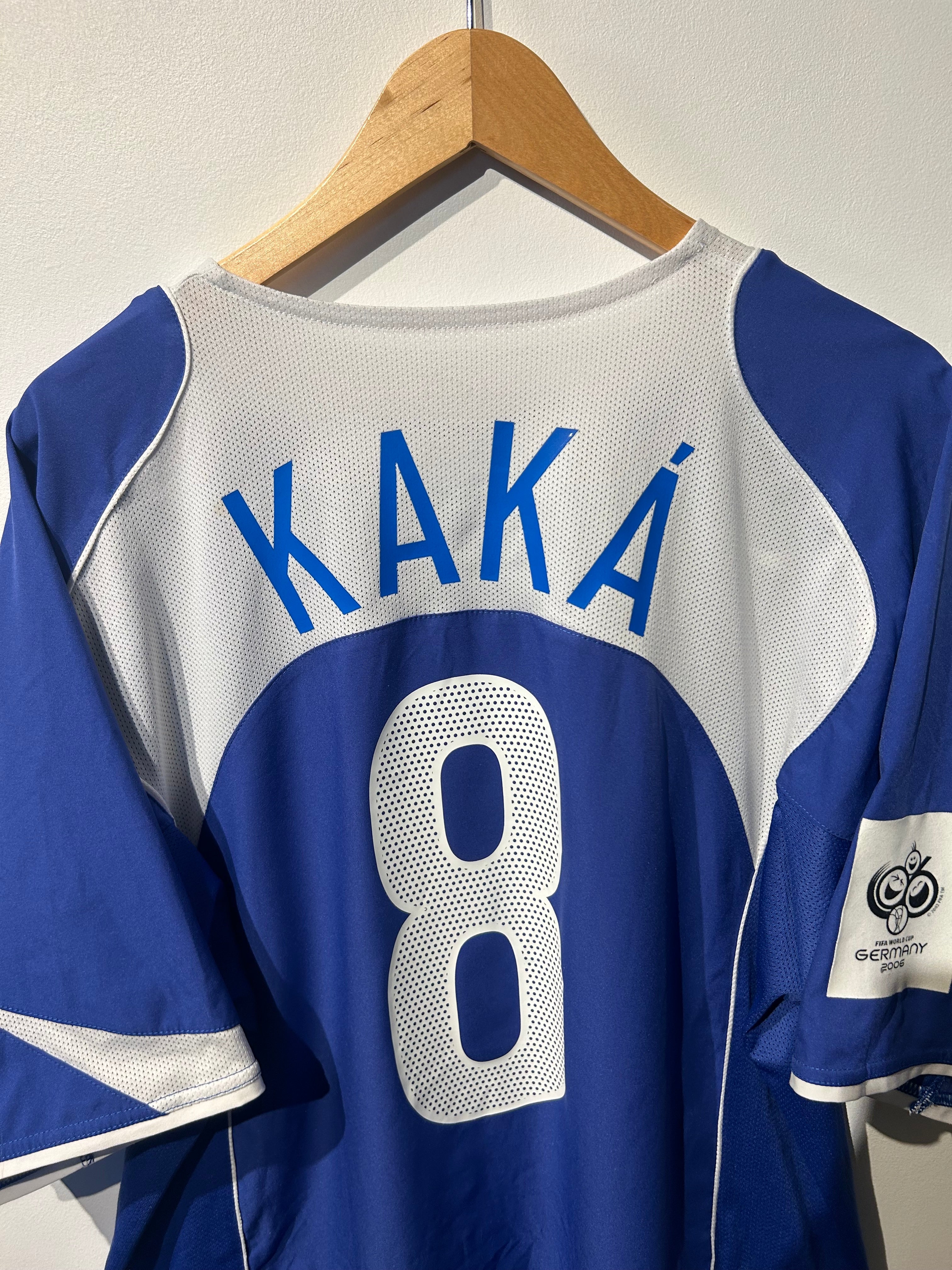 Brazil 2004-06 Away Shirt - Kaka #8 - L – Football Heaven