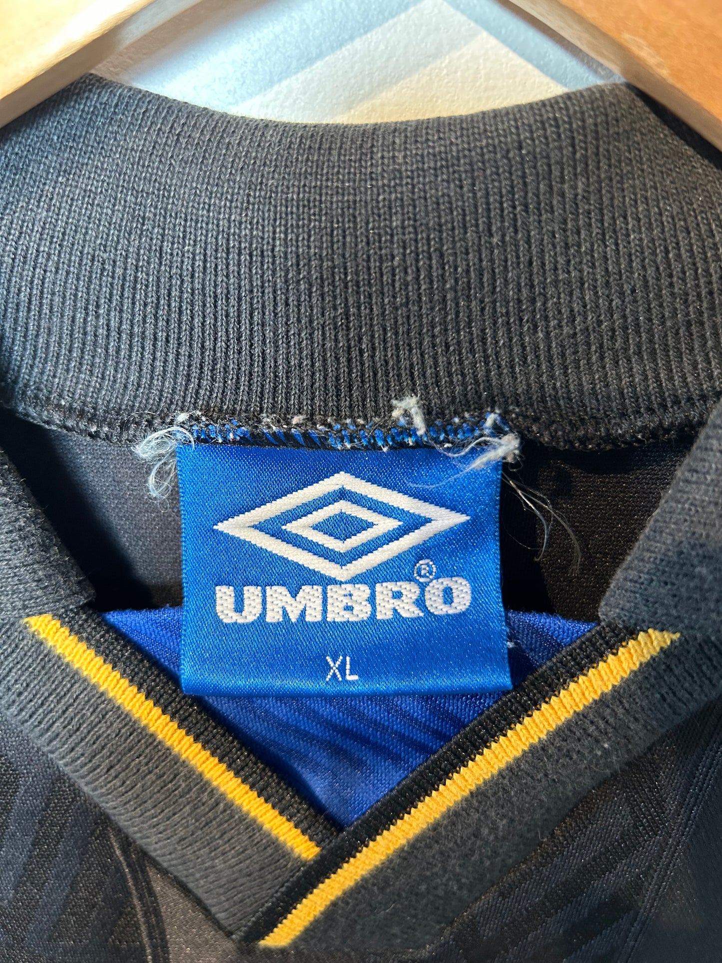 Manchester United 1993-95 Away Shirt - Cantona #7 - XL