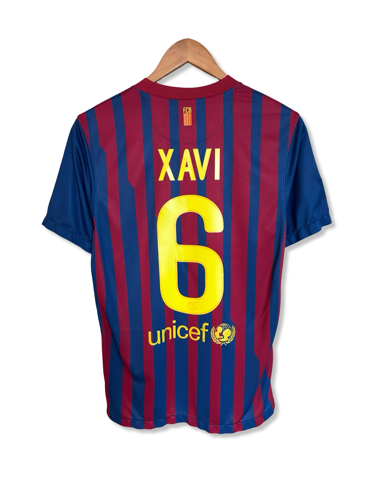 Barcelona 2011-12 Home Shirt - Xavi #6 - S