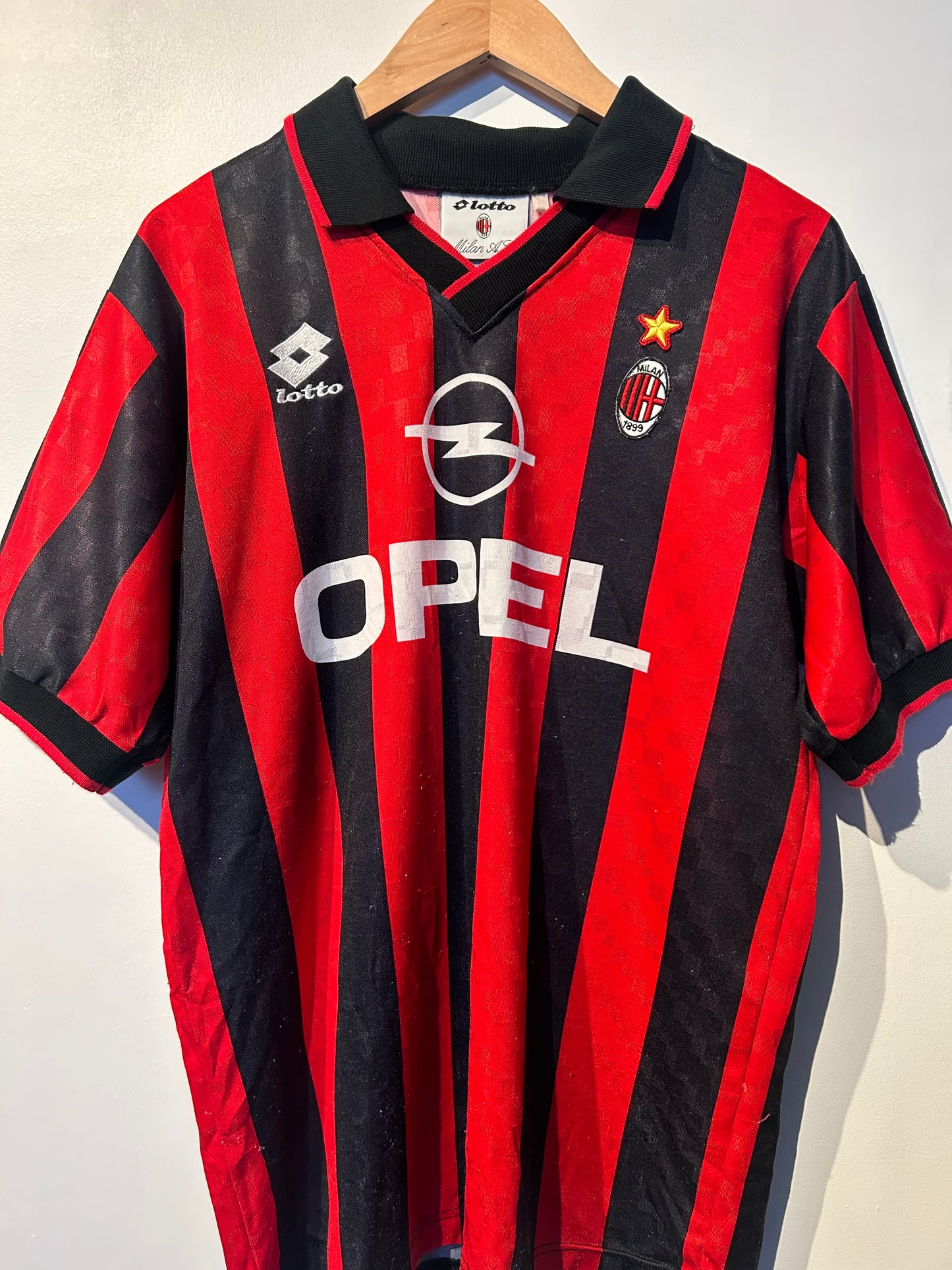 AC Milan 1995-96 Home Shirt - Maldini #3 - S